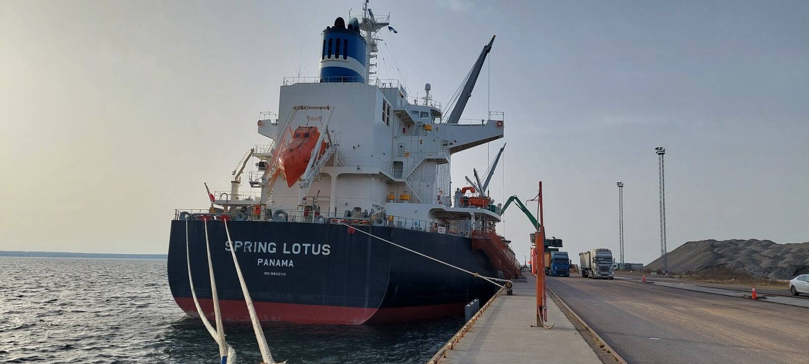 Viljalaev Muuga Sadamas.