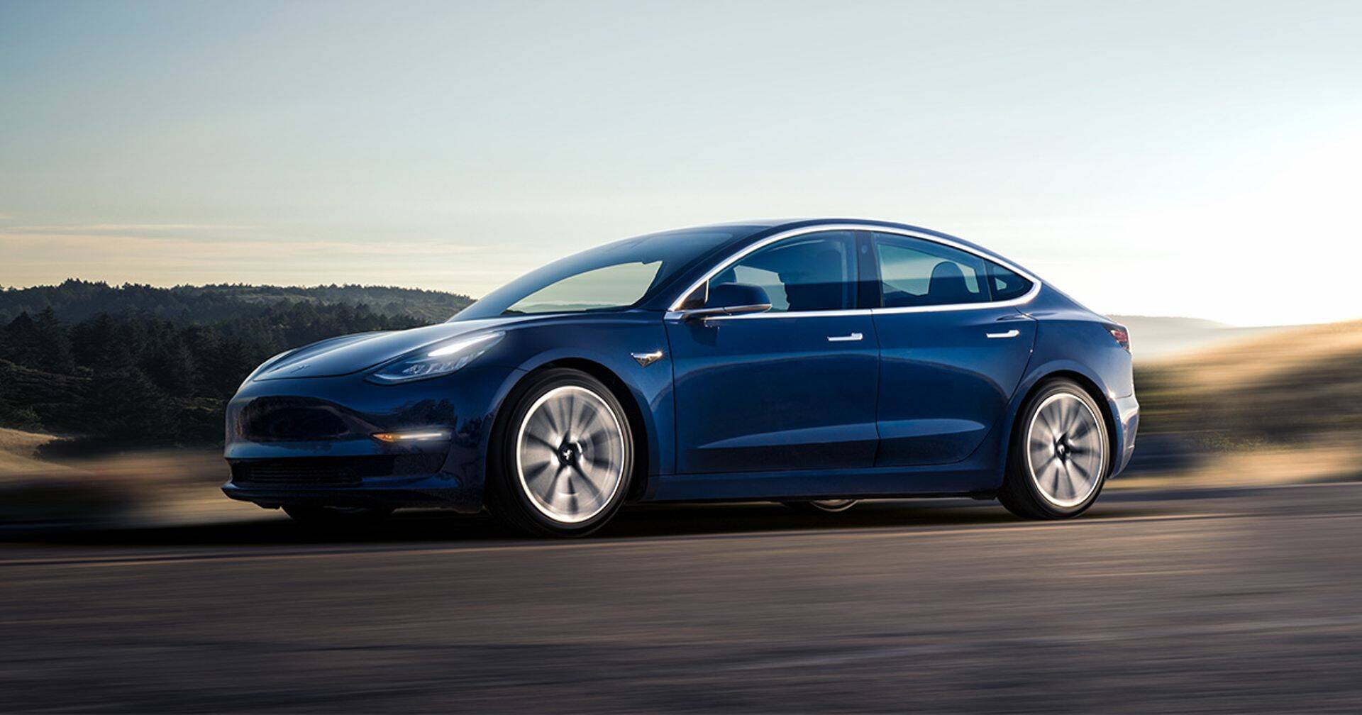 Tesla произвела 2020 автомобилей Model 3