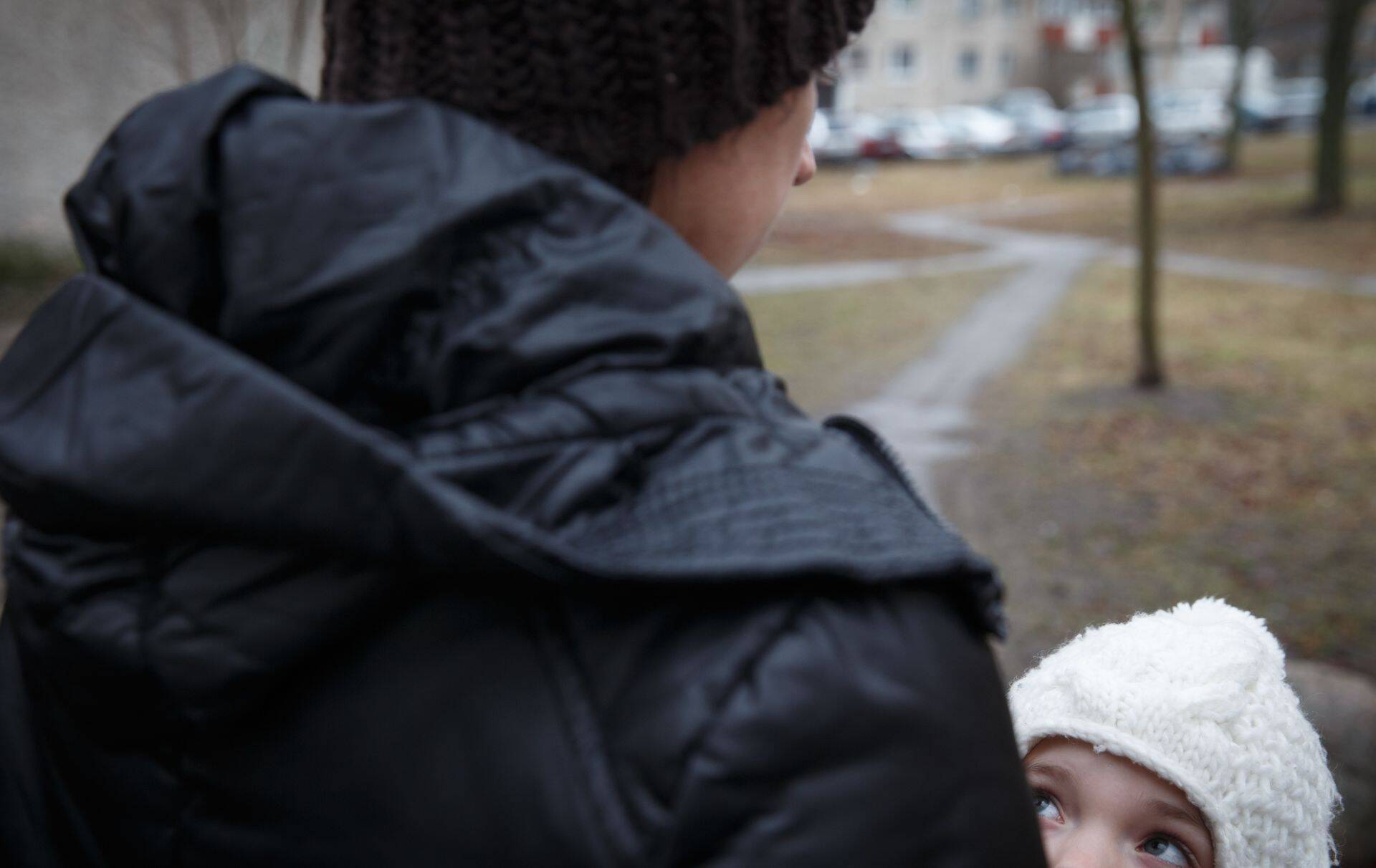 Pärast pikka kaalumist ja kõhklusi rääkis oma lapse osaluse eest võitlev ema, kuidas lapse väikeosalus vähenes vastu tema tahtmist mitu korda.