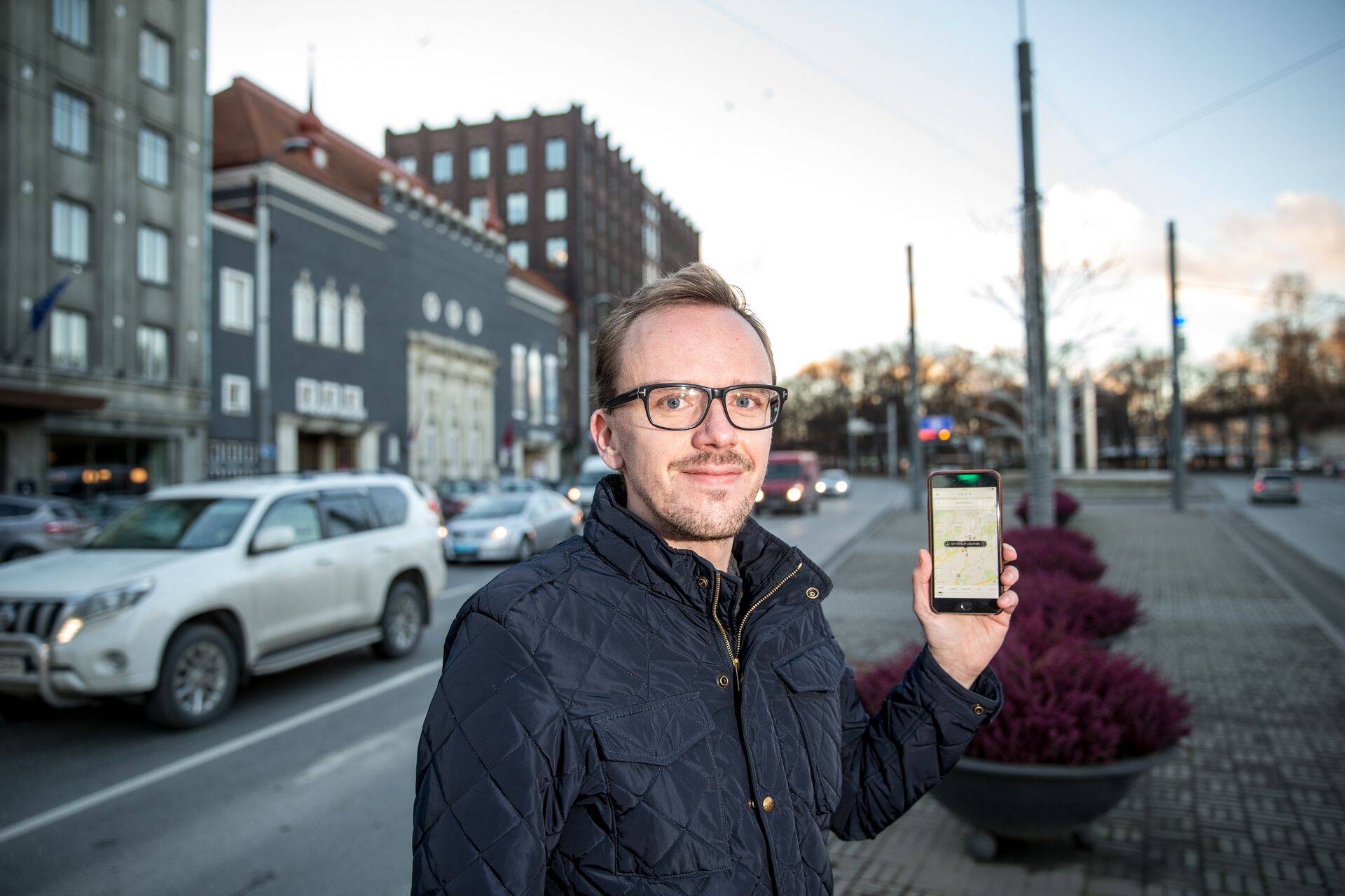 Uberi Baltikumi juht Enn Metsar ei näe põhjust, miks nende juhid ei peaks vajaminevaid lubasid saama.