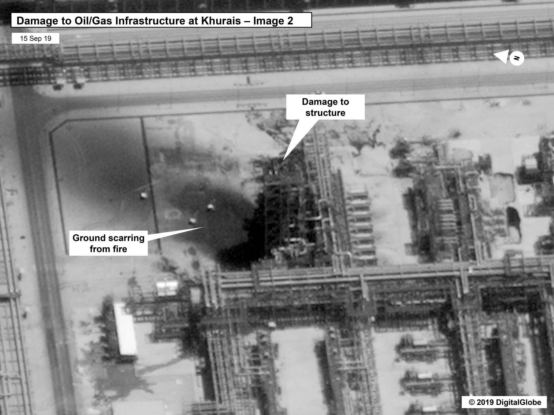 Опубликованные фотографии правительством США и Digitalglobe демонстрируют нанесенный ущерб нефтяной инфраструктуре Саудовской Аравии