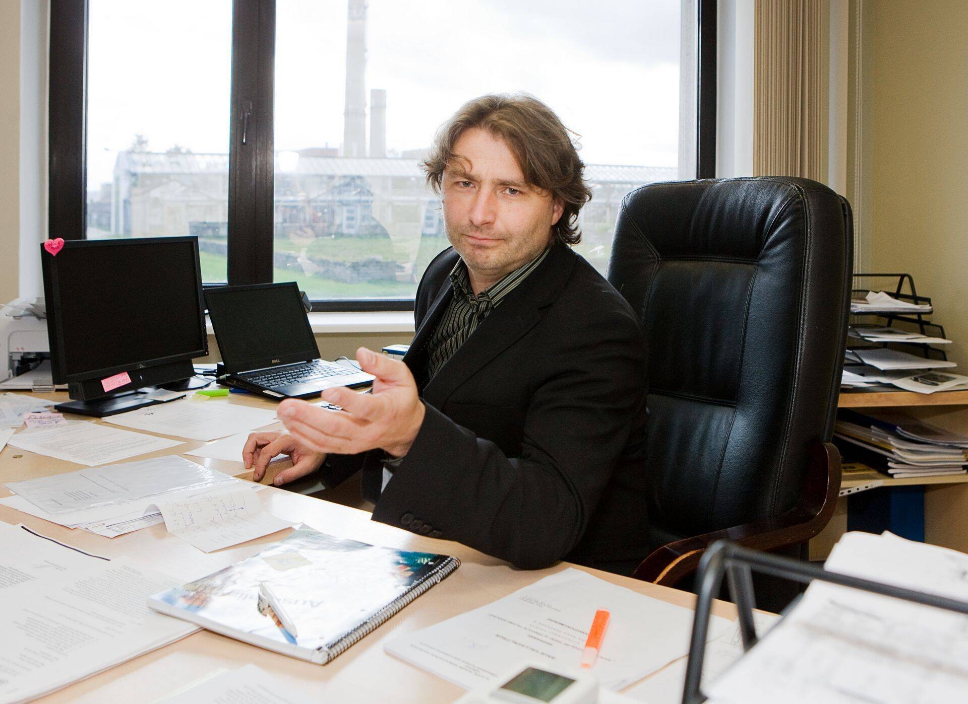Saue vallavanem Andres Laisk (IRL).