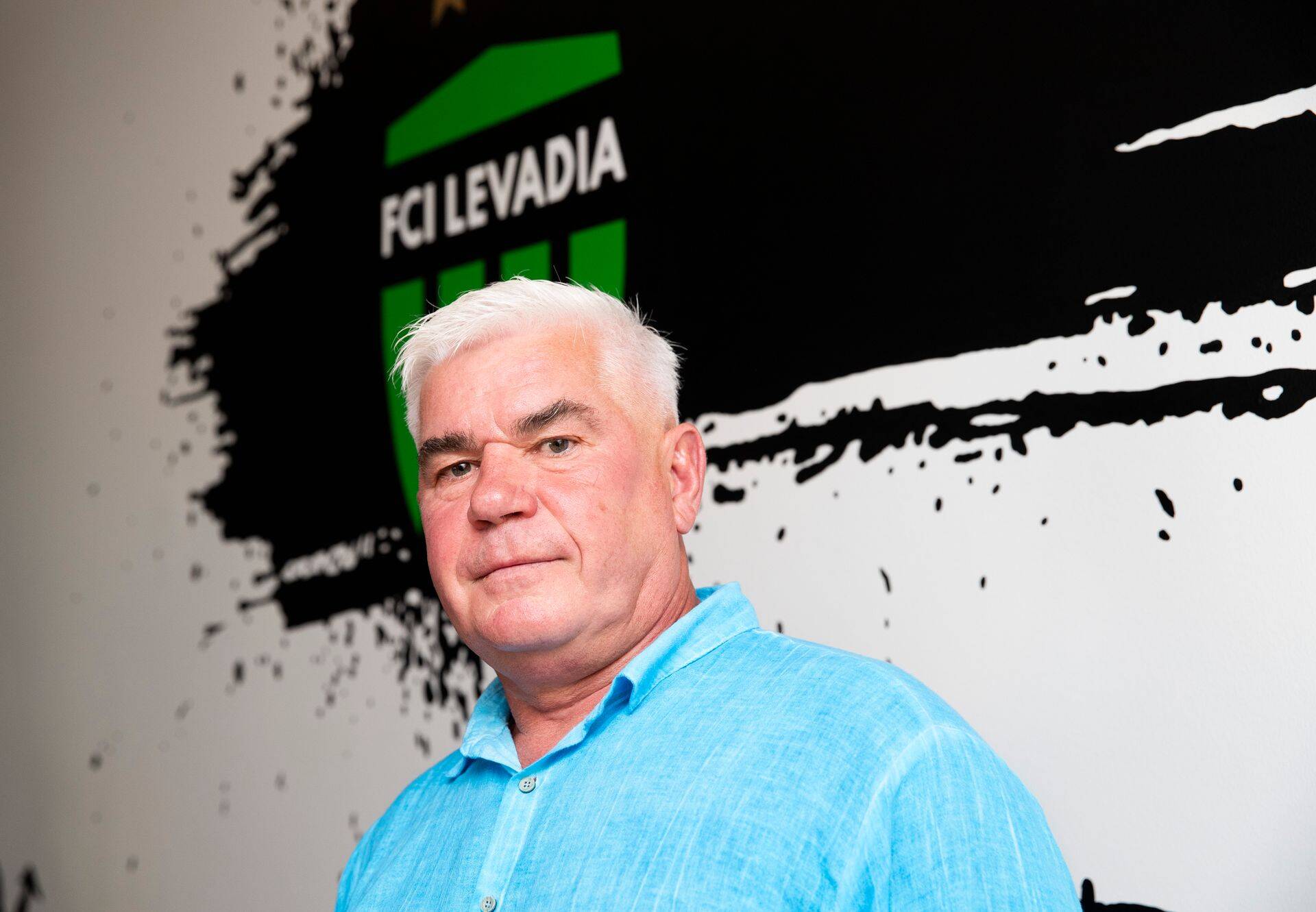 Äripäev kirjutas juulikuus, et ärimees Viktor Levada jalgpalliklubi on pankrotiohus. Levada käratas seepeale, et valeväiteid FCI Levadia pankrotiohust levitavad kriminaalsed ringkonnad.