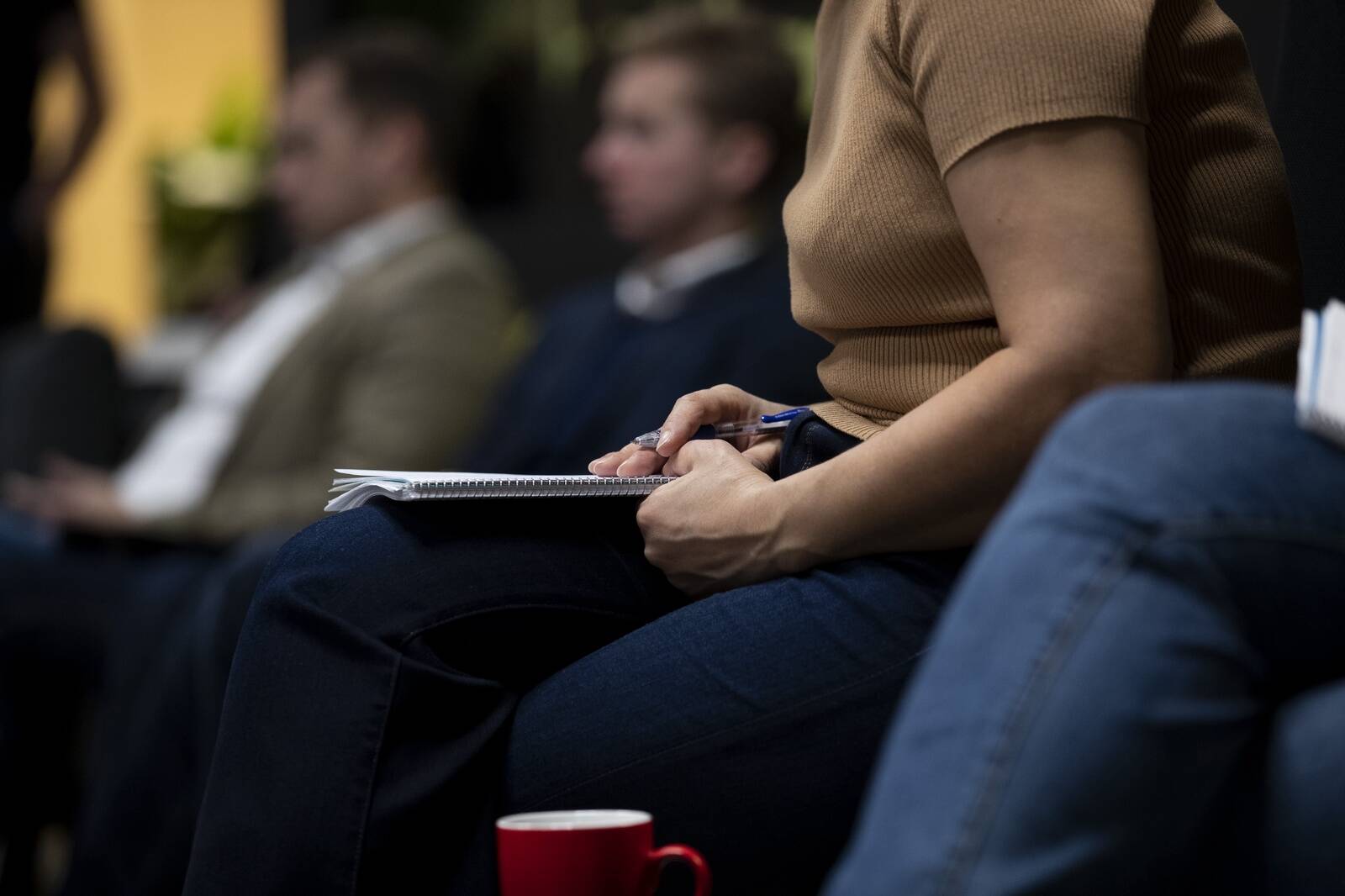 Virumaa juhtimiskool pakub kolmel koolituspäeval praktilisi tööriistu, et edukalt tulla toime tänapäeva juhtimis- ja suhtlusväljakutsetega.