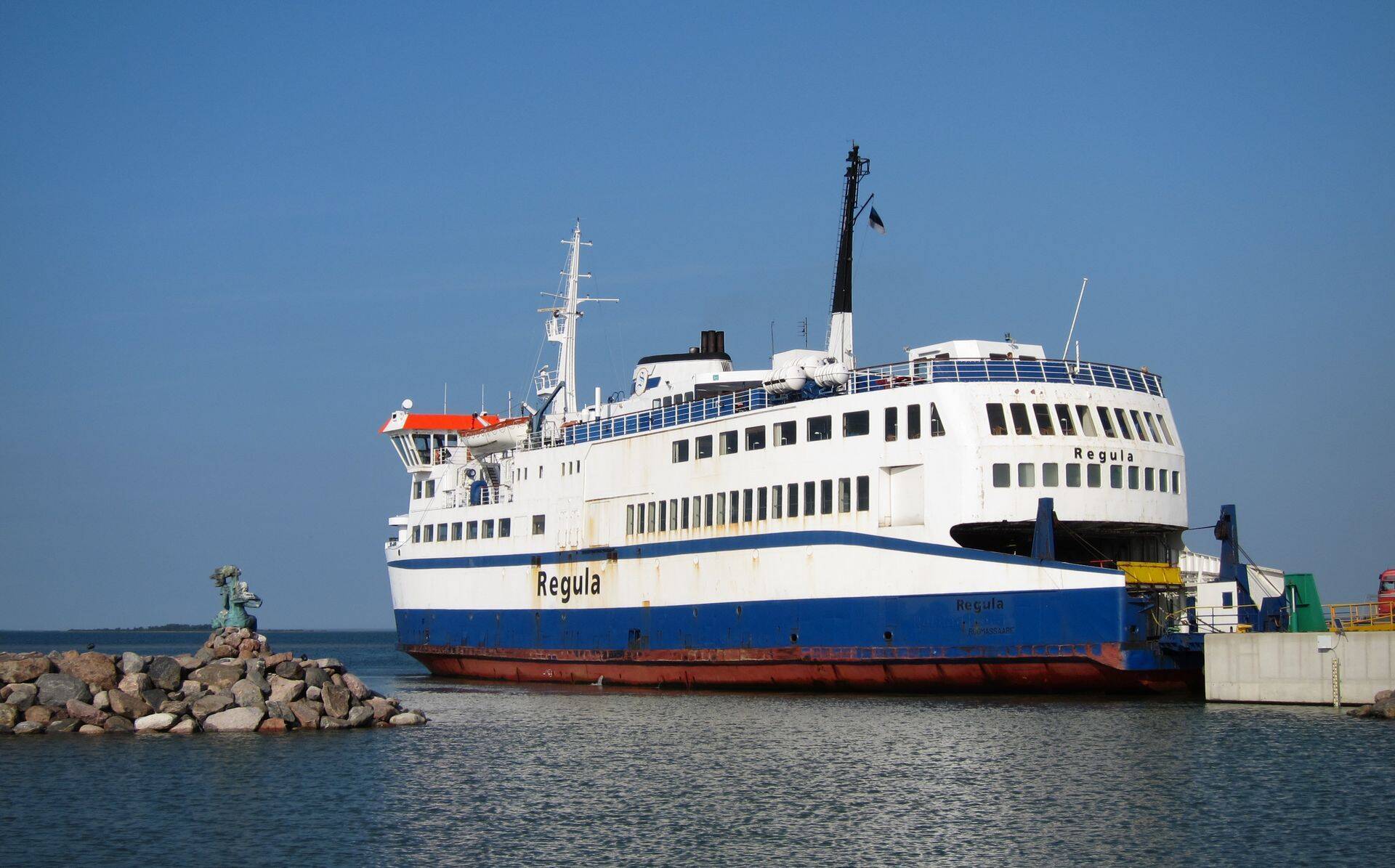 Saarenmaa ralli puhul tuuakse appi ka parvlaev Regula.