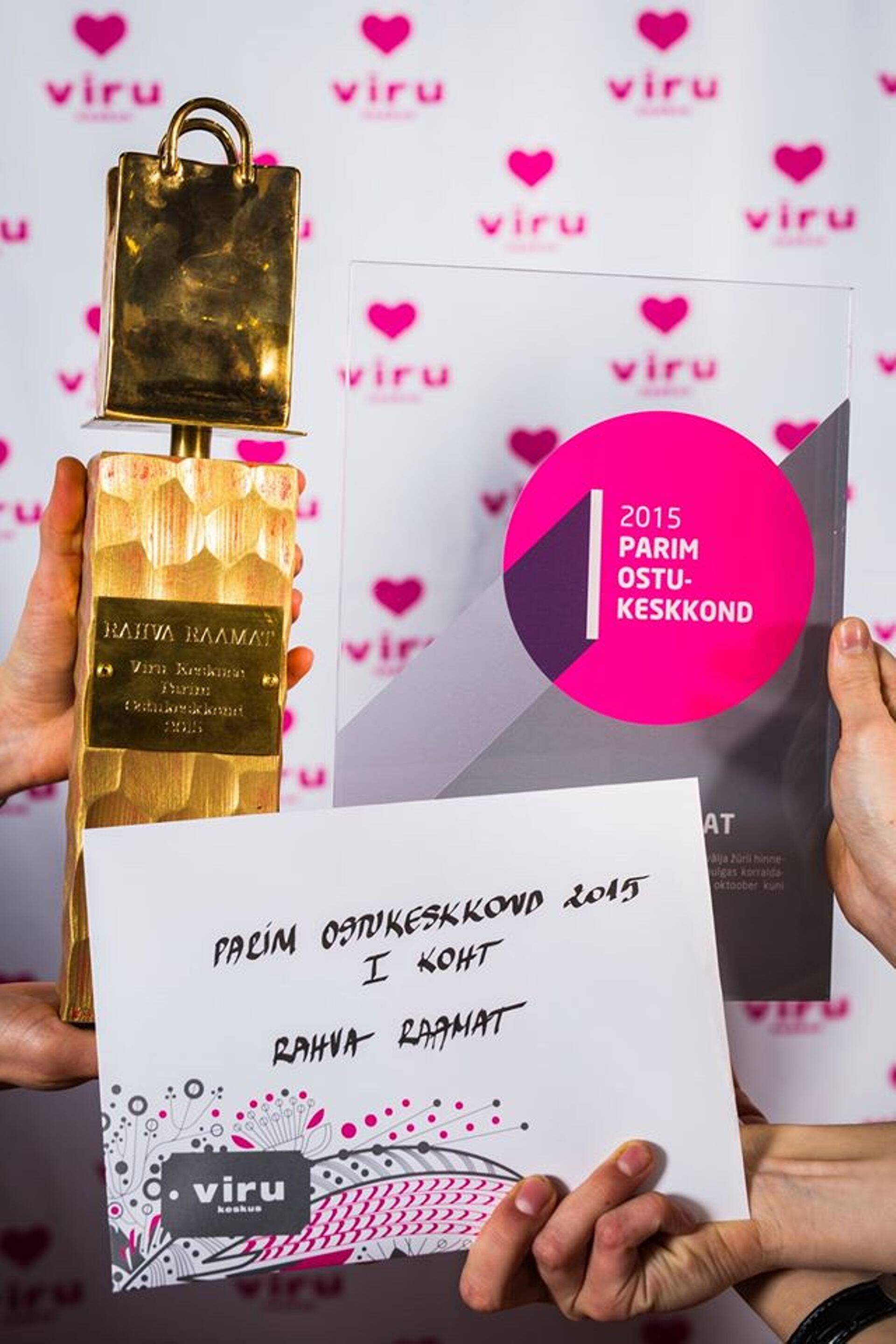 Viru Keskuse Parim Ostukeskkond 2015 on Rahva Raamatus