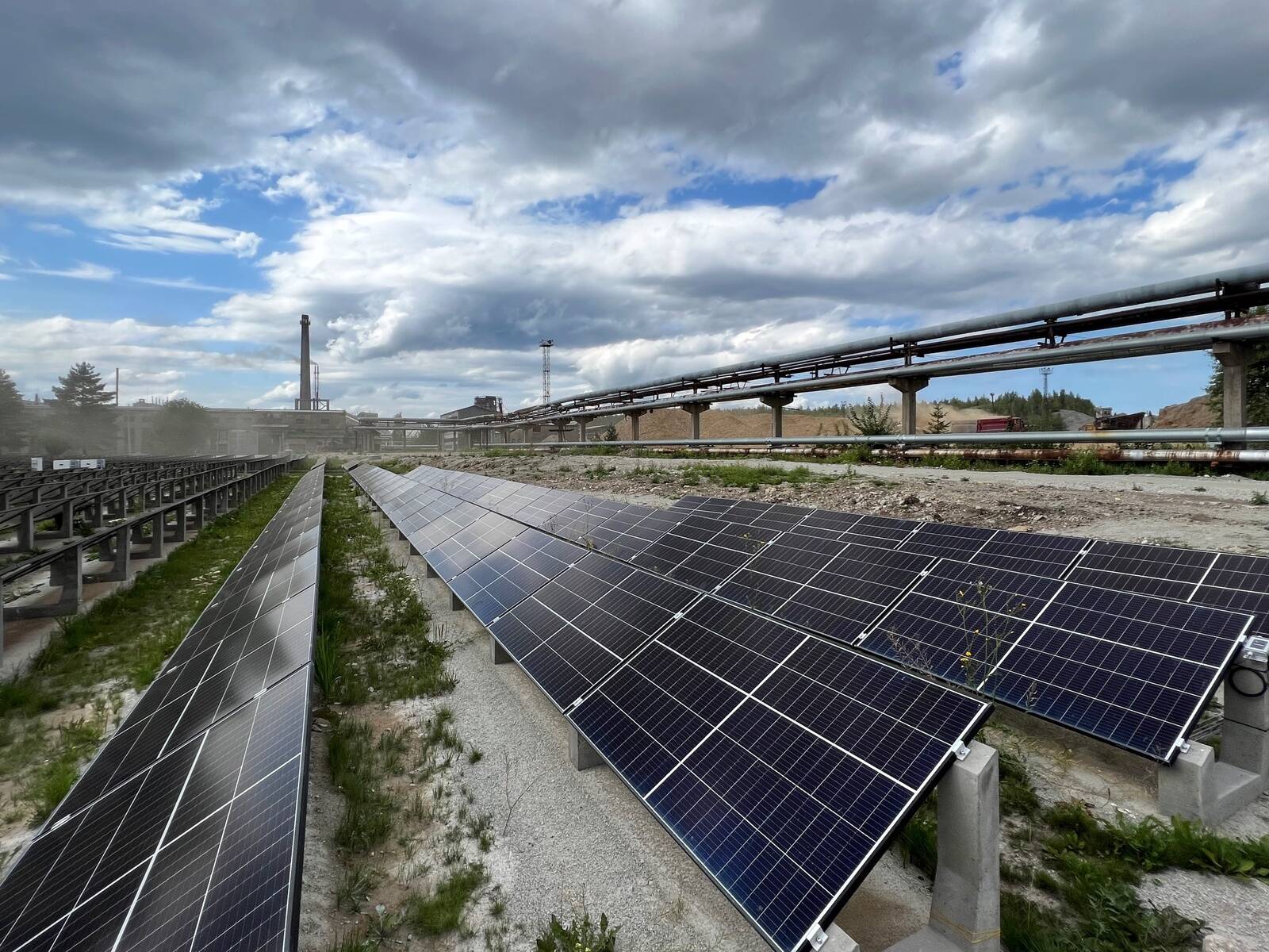 Lõppemas ei ole mitte päikeseenergia ajastu, vaid hoopis passiivsete päikeseparkide ajastu. Päikeseenergia ei kao, kuid selle väärtus sõltub üha enam salvestusest, aktiivsest juhtimisest ja võimest reageerida turuolukorrale.