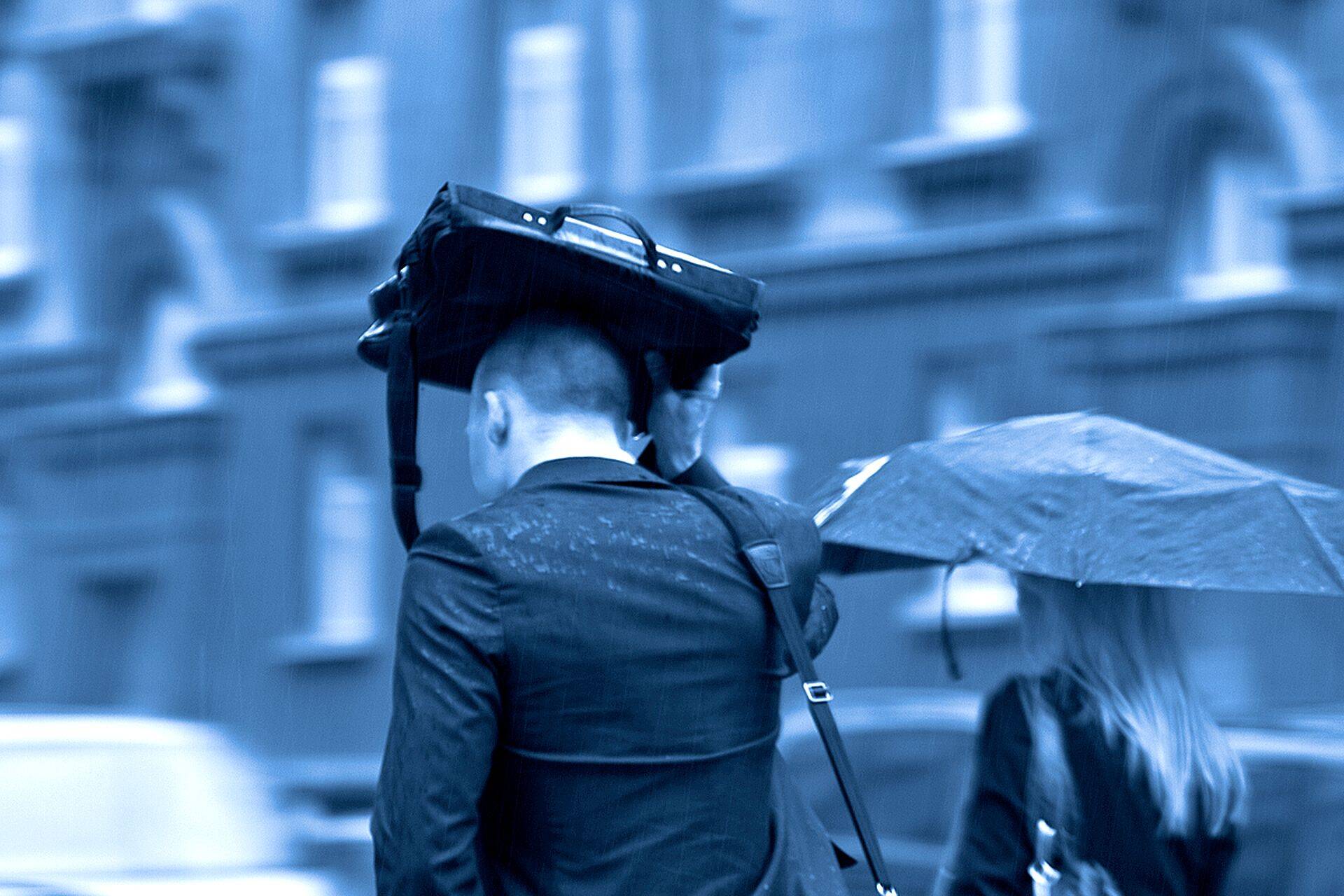 Член правления коммерческого товарищества имеет право зарегистрироваться в качестве безработного при одновременном соблюдении двух условий.