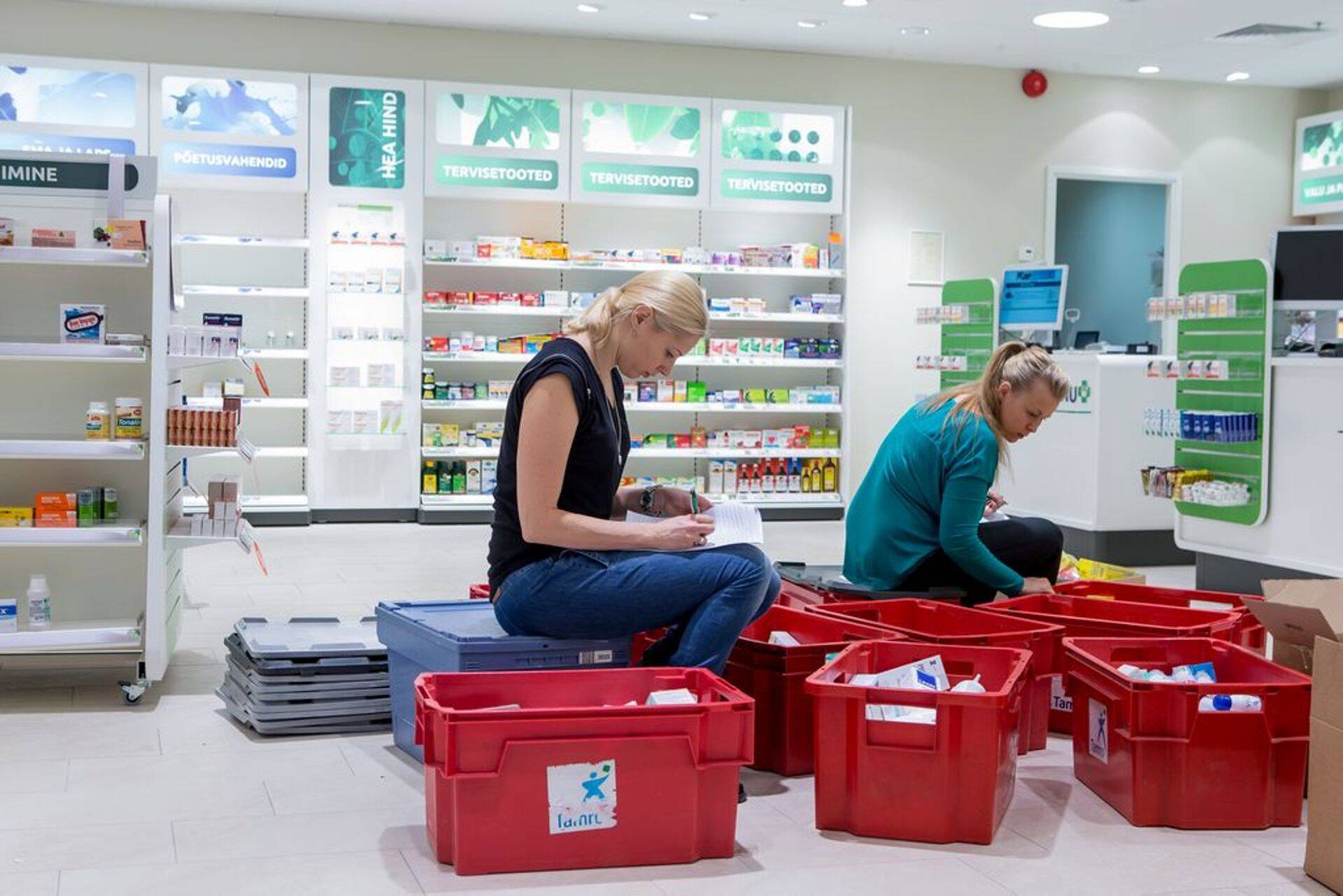 Benu apteek Postimaja kaubanduskeskuses.