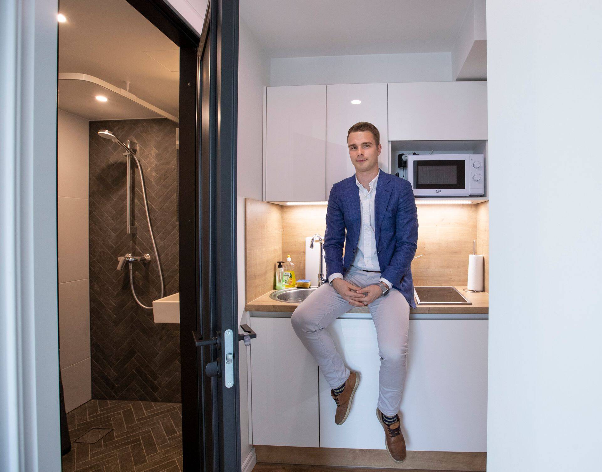 Ettevõtja Jelisei Lokotar näeb võimalust teenida suuremat tulu väiksemate korteritega.