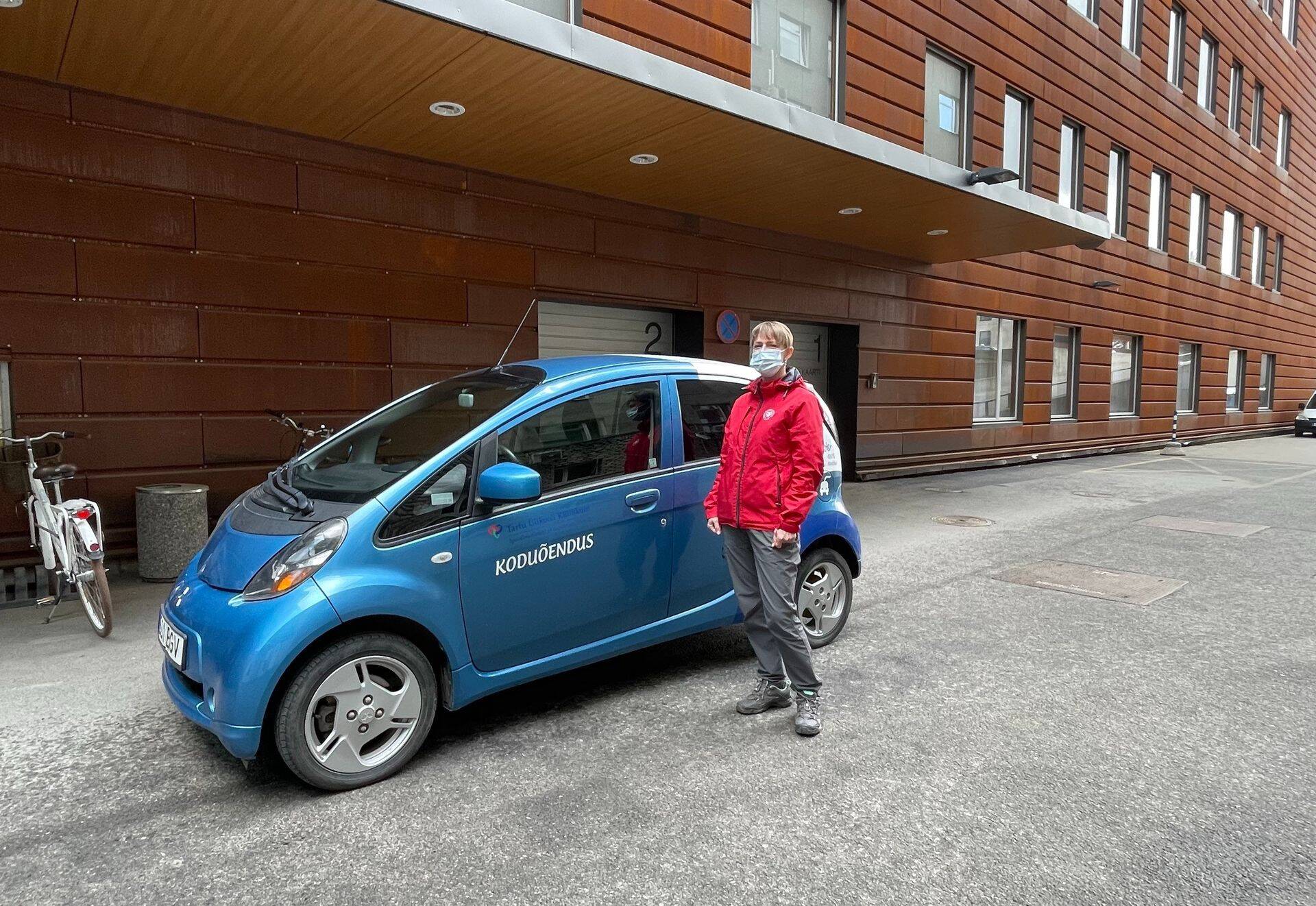 Kliinikumi koduõde.