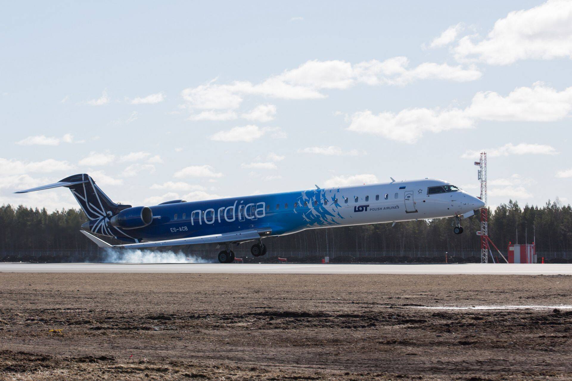 Nordica on otsustanud kasumi suurendamiseks hakata opereerima rohkem välisliine ja sulgeb samas kahjumlikke liine, mis väljuvad Tallinnast.