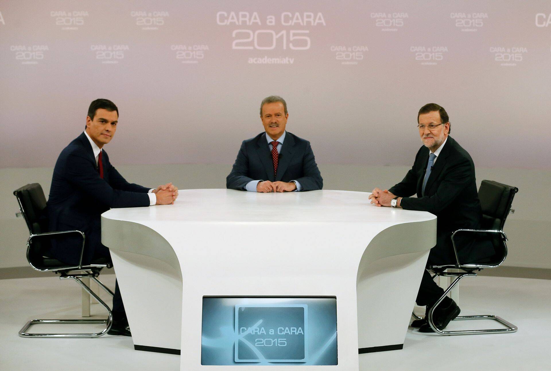 Sotsialistide liidri Pedro Sanchezi (vasakul) ja praeguse peaministri Mariano Rajoy (paremal) läks sõnasõjaks