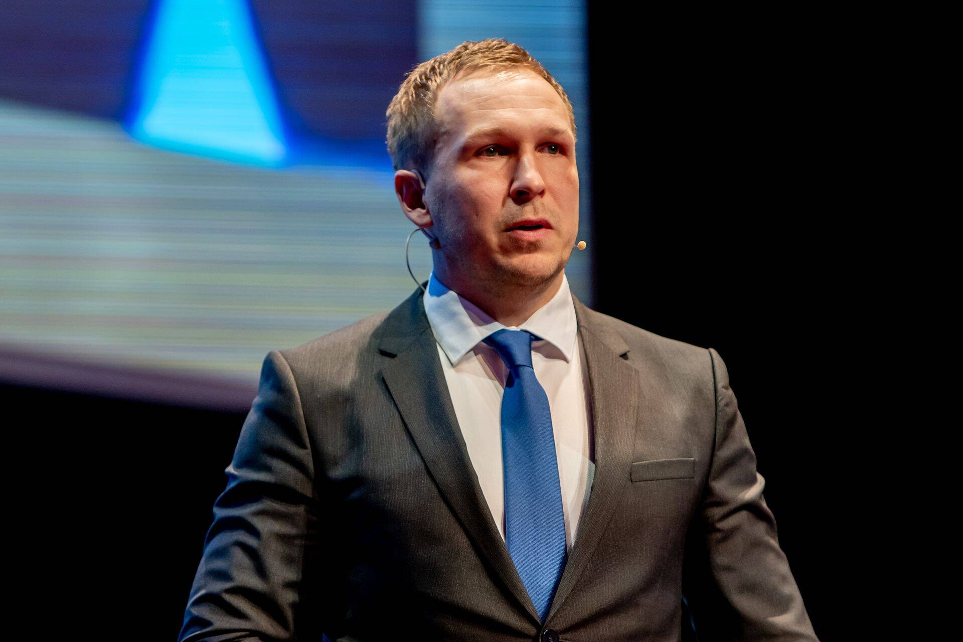 Strateegiadirektori Henry Kattago sõnul saavad Eesti rikkad veelgi rikkamaks kiiremini, kui vaesed neile järele jõuda suudavad.