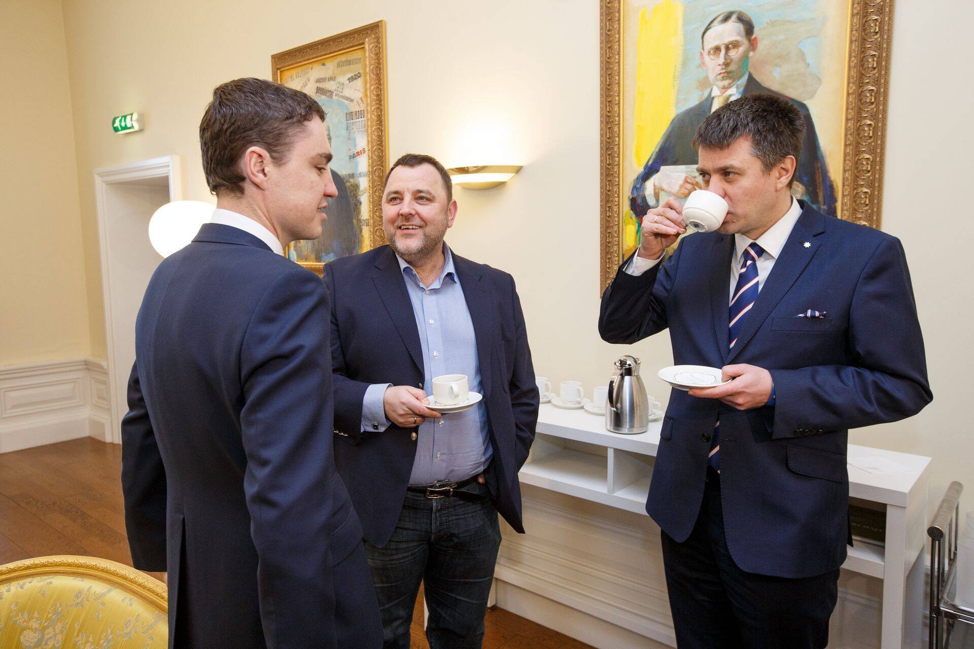 Taavi Rõivas, Sven Sester ja Urmas Reinsalu mullu märtsis koalitsioonikõnelustel.