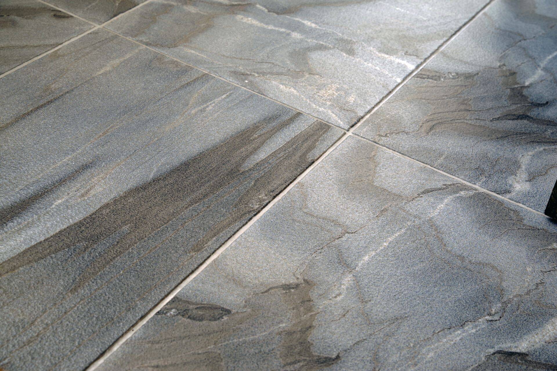 Кварцитовая плитка Smoke Grey