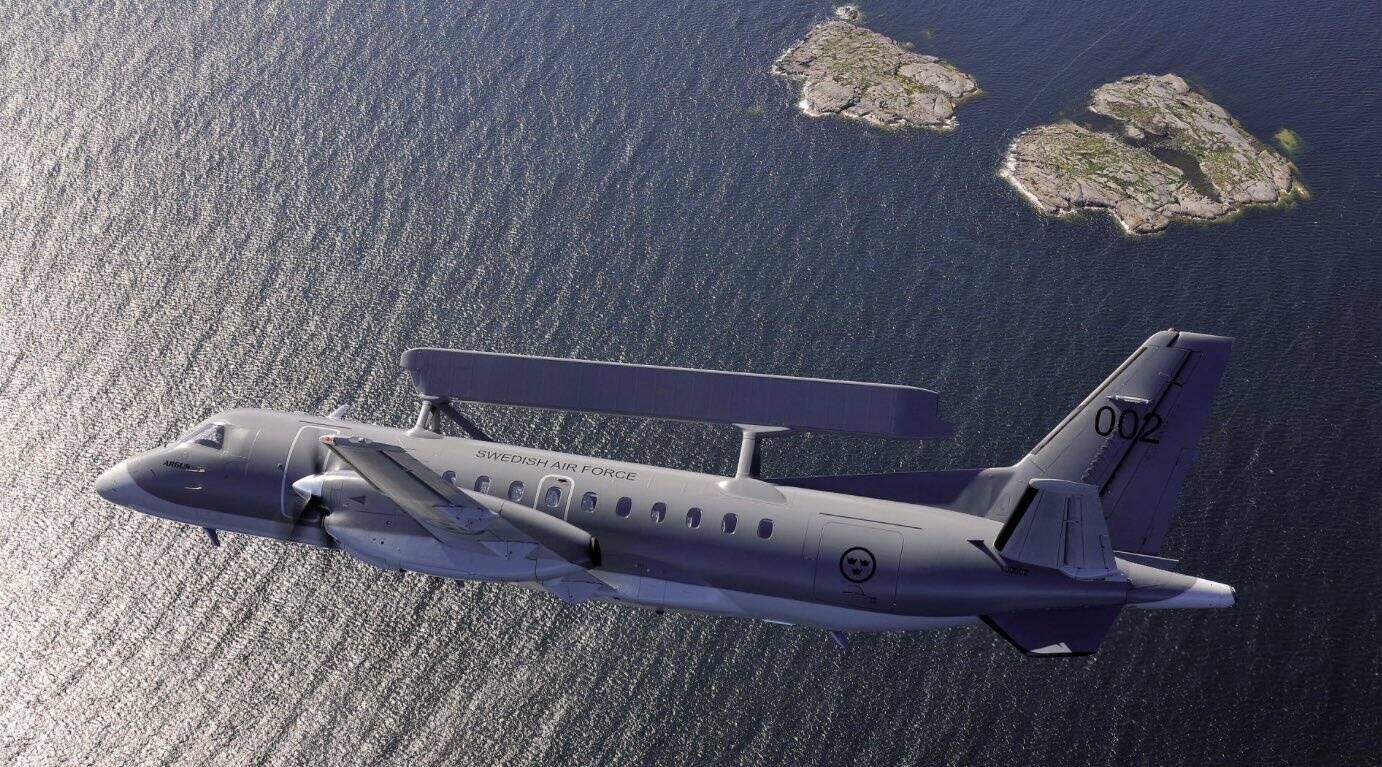 Самолет дальнего радиолокационного обнаружения ASC 890.