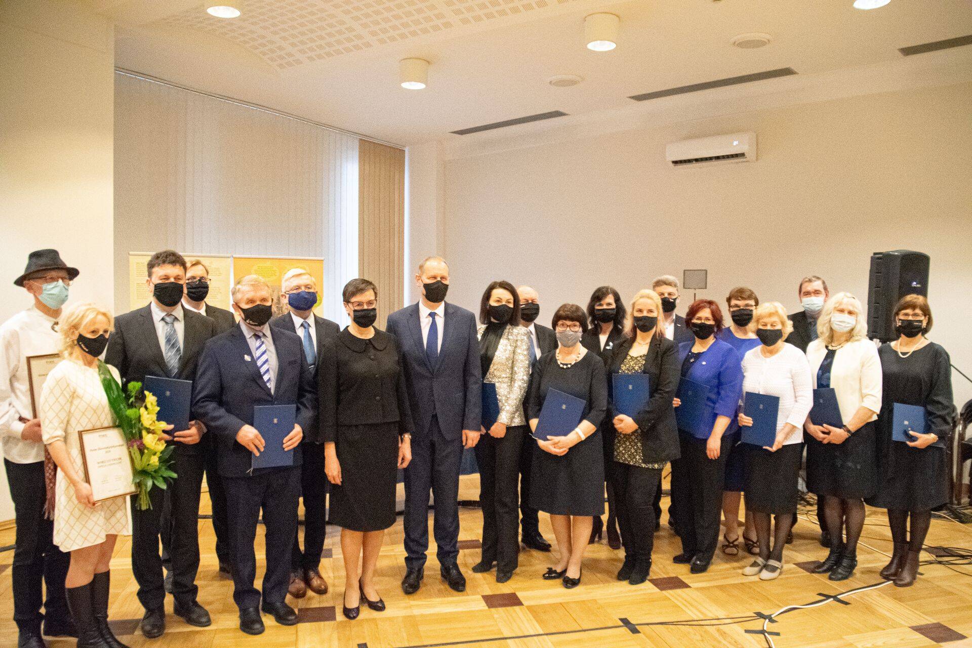 Maaeluministeeriumi teenetemärkidega tunnustatakse 17 inimest.