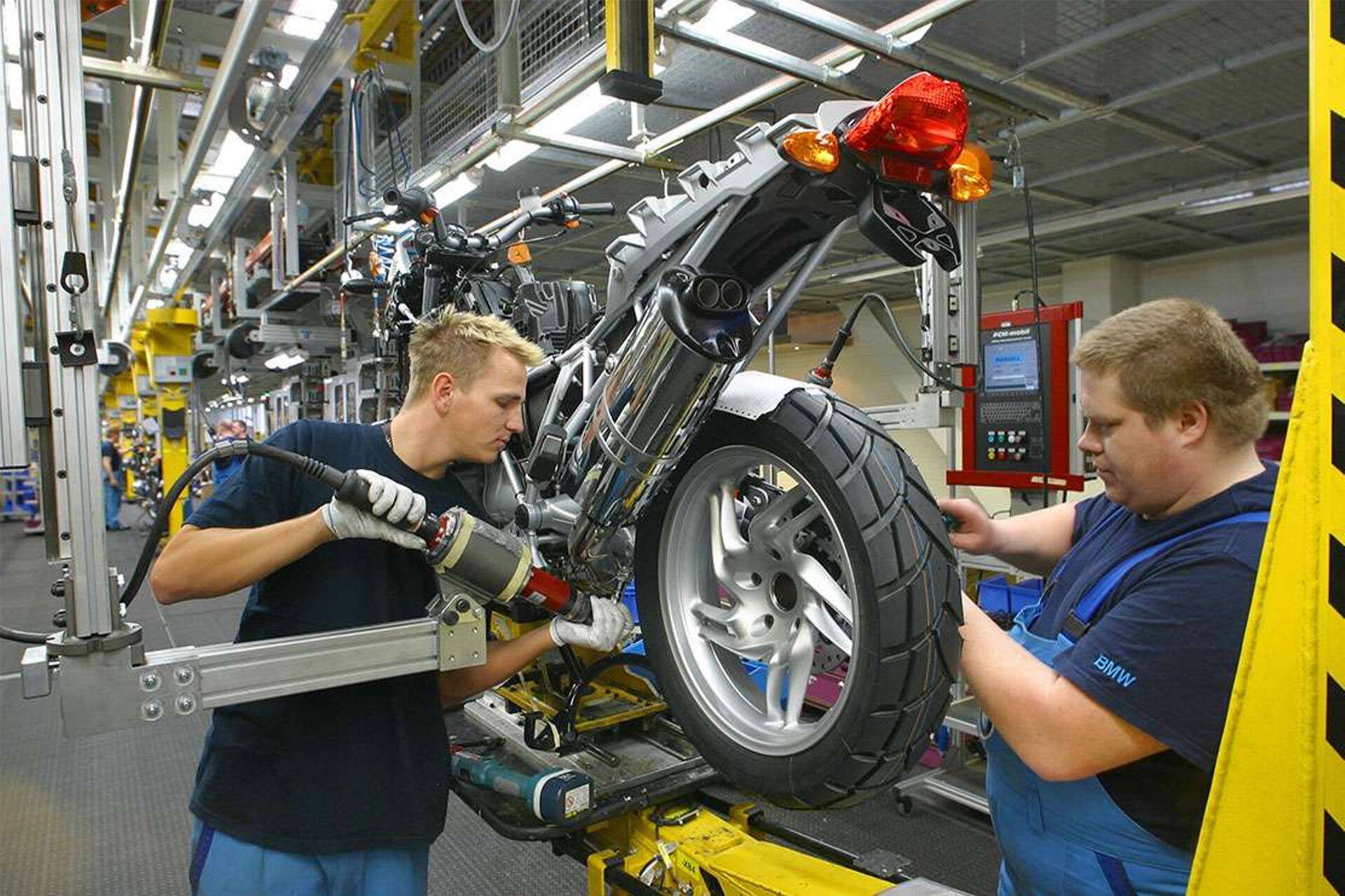 BMW mootorrataste koosteliin Saksamaal. Saksamaa majandus on kerges languses, kiskudes kogu euroala majandust allapoole.