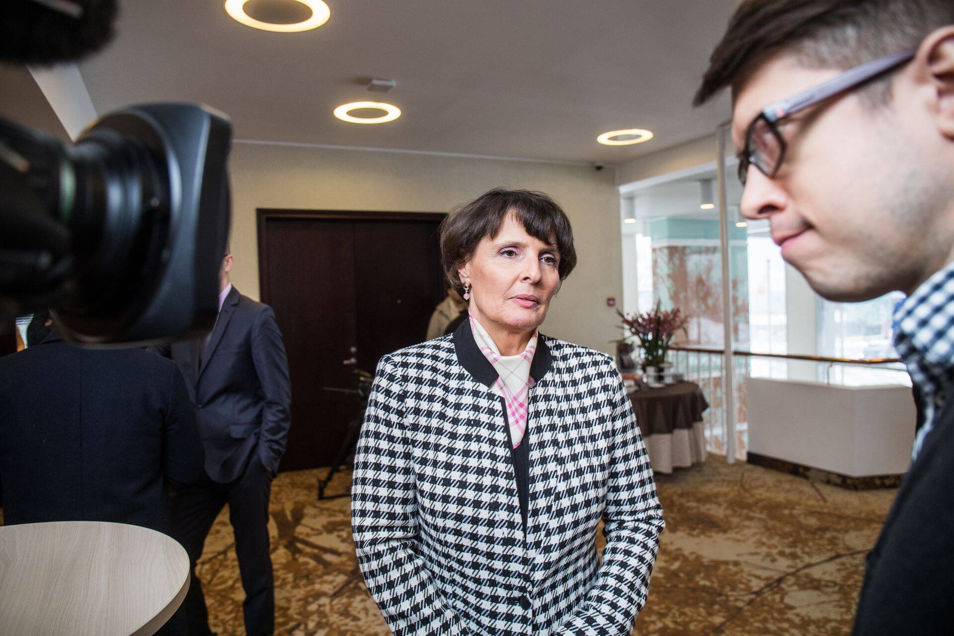 Soome transpordiminister Anne Berner Eestis tunneliprojekti konverentsil veebruaris.