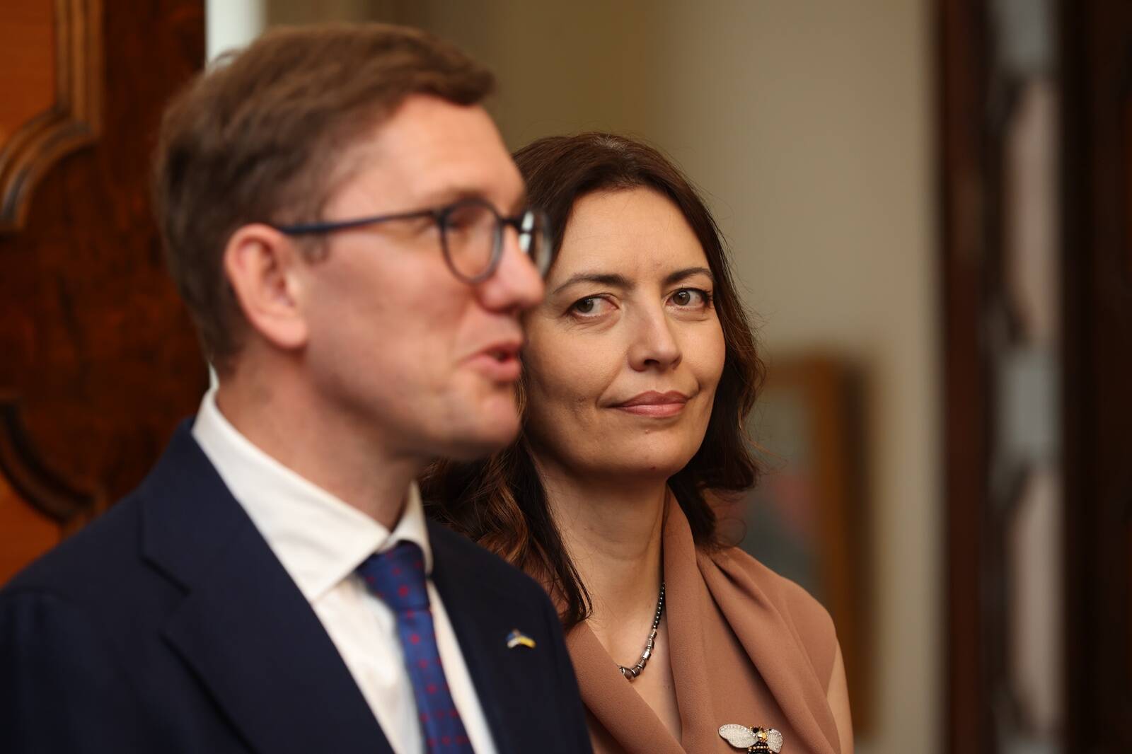 Kella kaheksa ja üheksa vahel on stuudios uus sotsiaalminister Karmen Joller , kellelt uurime tervishoiu ja sotsiaalvaldkonna rahastamise kõrval ka isiklike eesmärkide kohta ministrina.