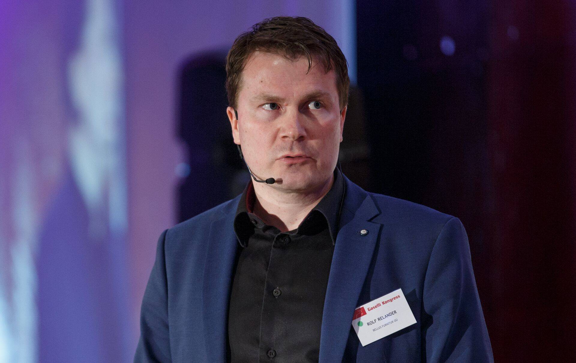 Bellus Furnituri omanik ja juht Rolf Relander esinemas Gaselli kongressil.