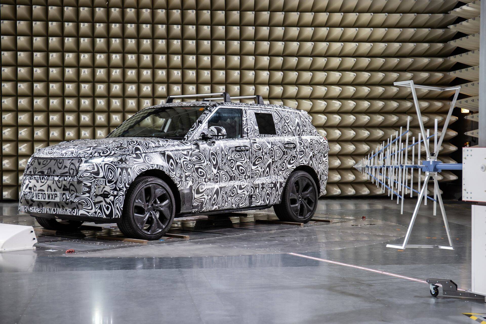 Range Rover Sport katselaboris (tootja foto)