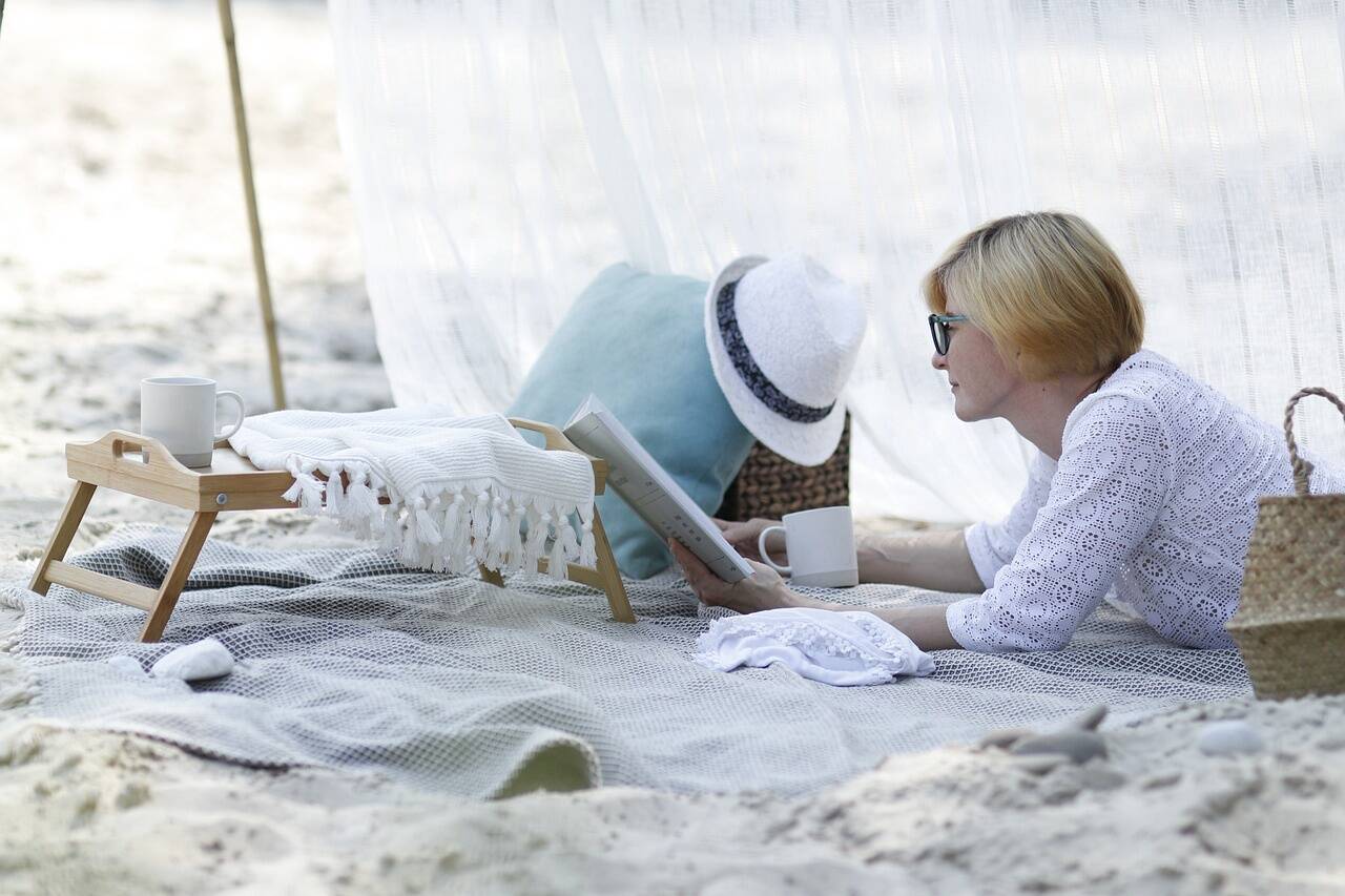 Kui su eesmärk on suvel just enesearenguga tegeleda, siis siit leiad kindlasti suurepäraseid raamatu soovitusi, mida rannakotti või öökapile varuda.