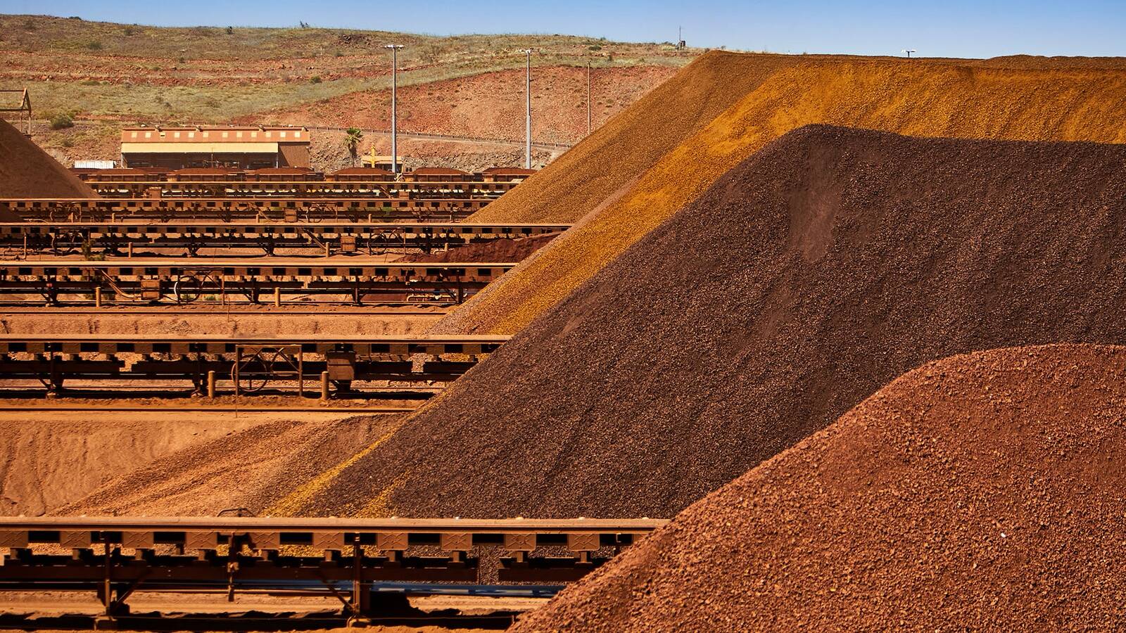 Rauamaagimäed Rio Tinto kaevanduses Pilbaras Austraalias.