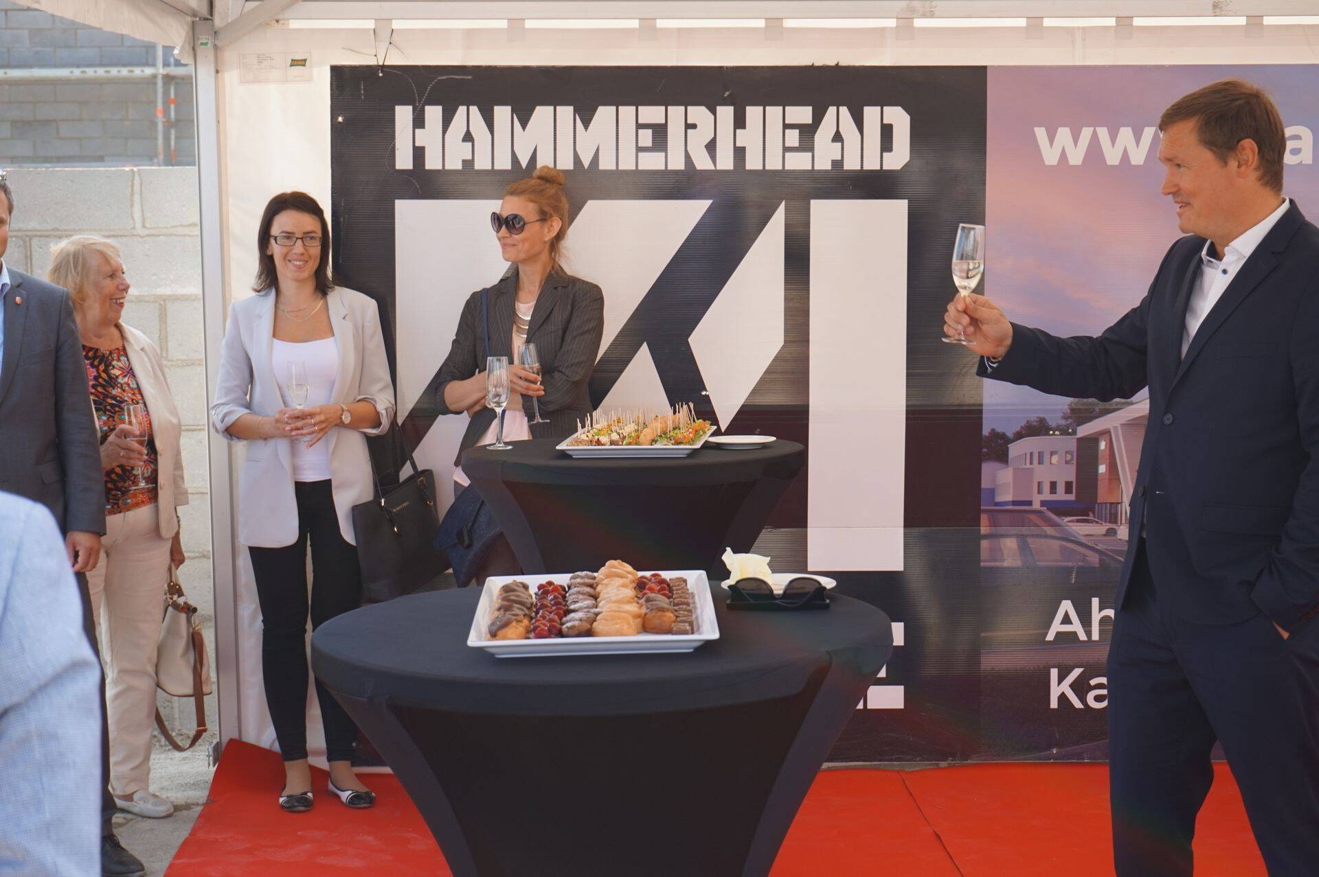 Hammerheadi juht Allan Kool rõõmustab, et üürihuvilisi jätkub ja lubab varsti ka kõrvalkinnistule ehitama hakata.