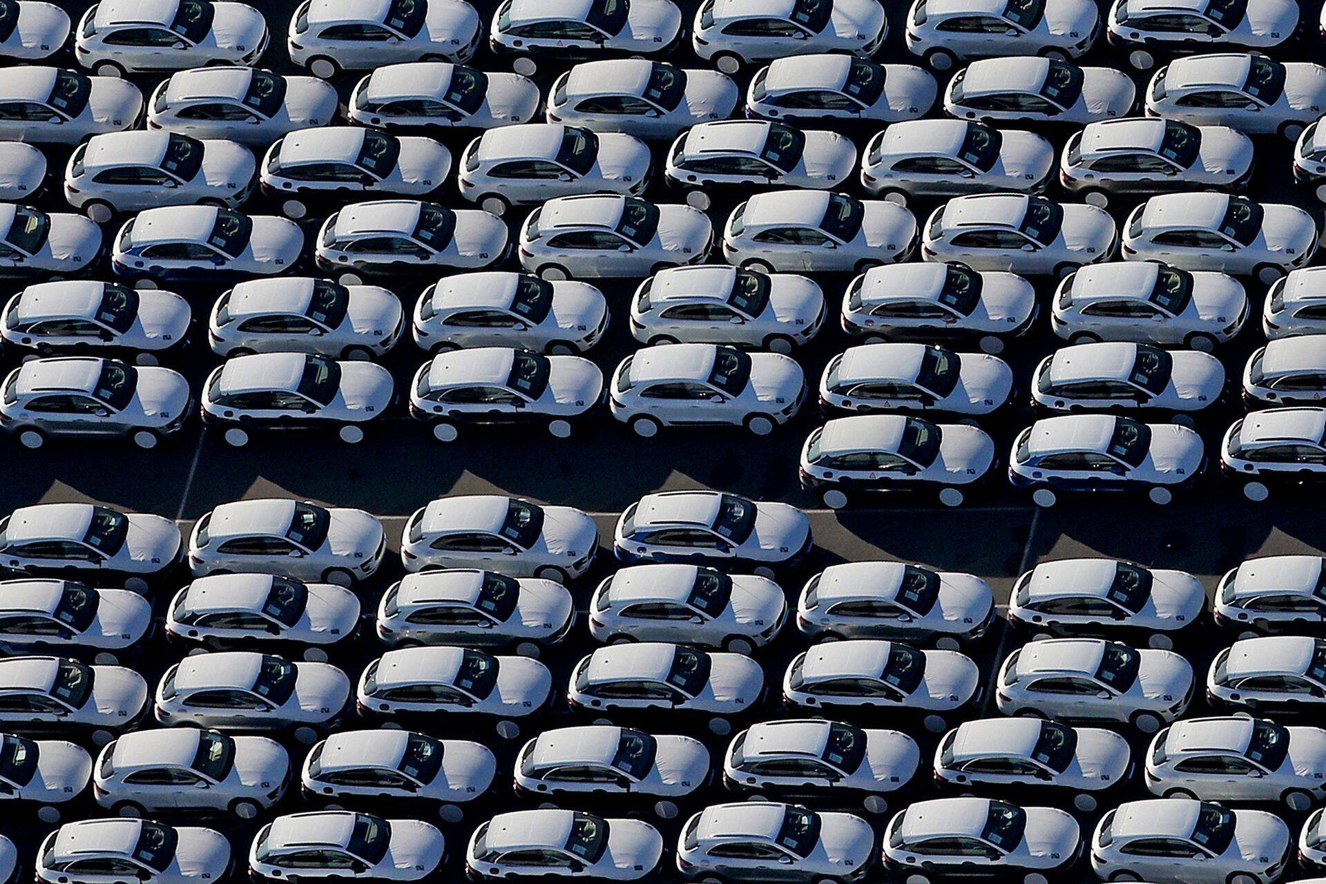 Uued Leipzigi tehases valminud Porsched.