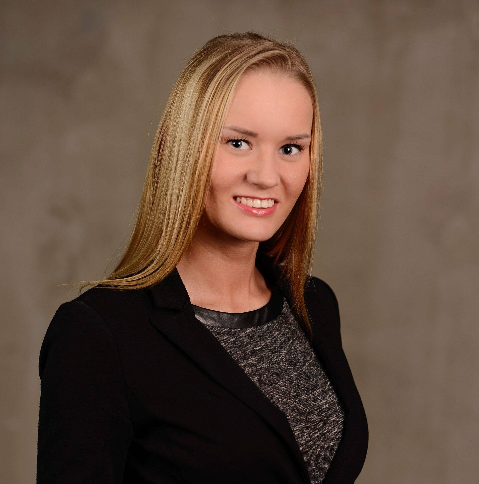 Мариэль Айм, консультант EY по консультированию сделок