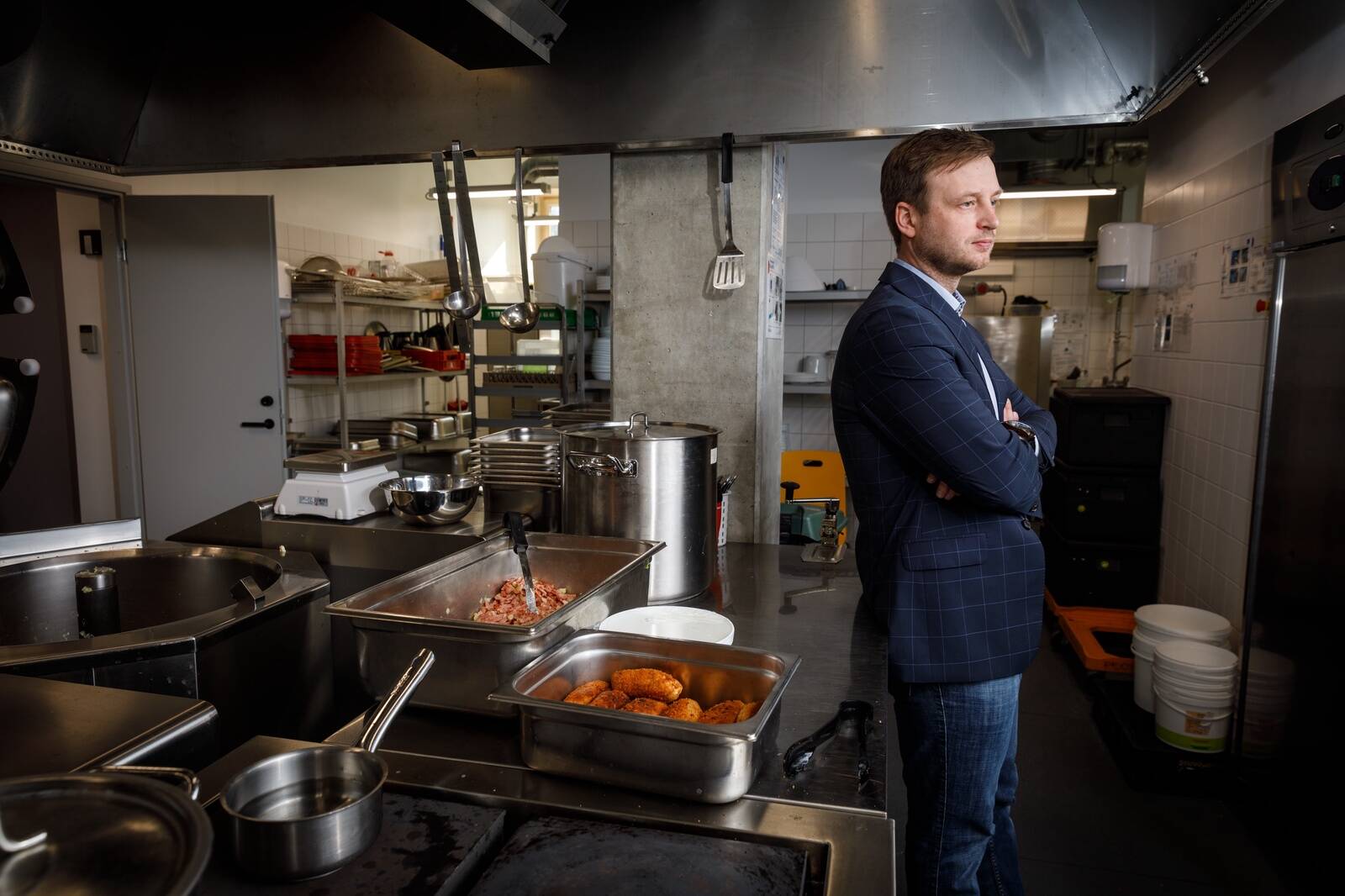 Baltic Restaurants Estonia juht Aaro Lode selgitab, et ettevõtjad saaksid eelarve lappimise vajadusest aru, aga uute maksude tutvustamisel poetakse keskkonnast ja tervisest hoolimise taha.