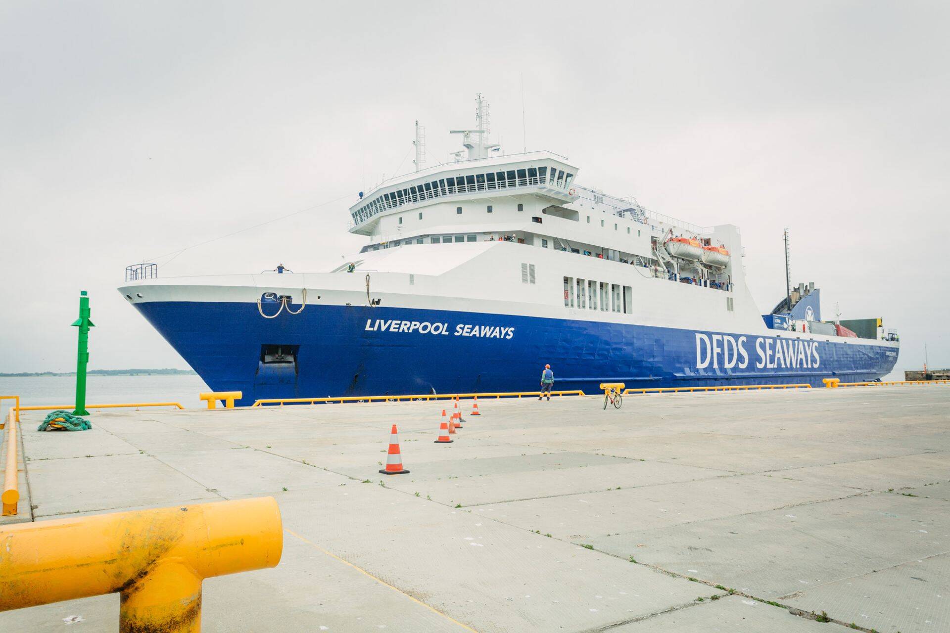 DFDS-i alus Liverpool Seaways on 186 meetrit pikk ja 25,6 meetrit lai.
