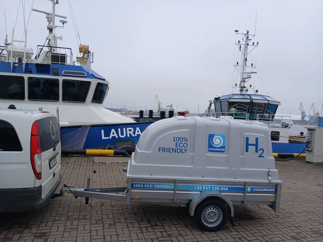 Основная продукция Coolergy – модуль по производству электричества из водорода, который (вместе с криогенным баком для водорода) помещается в легковой прицеп.