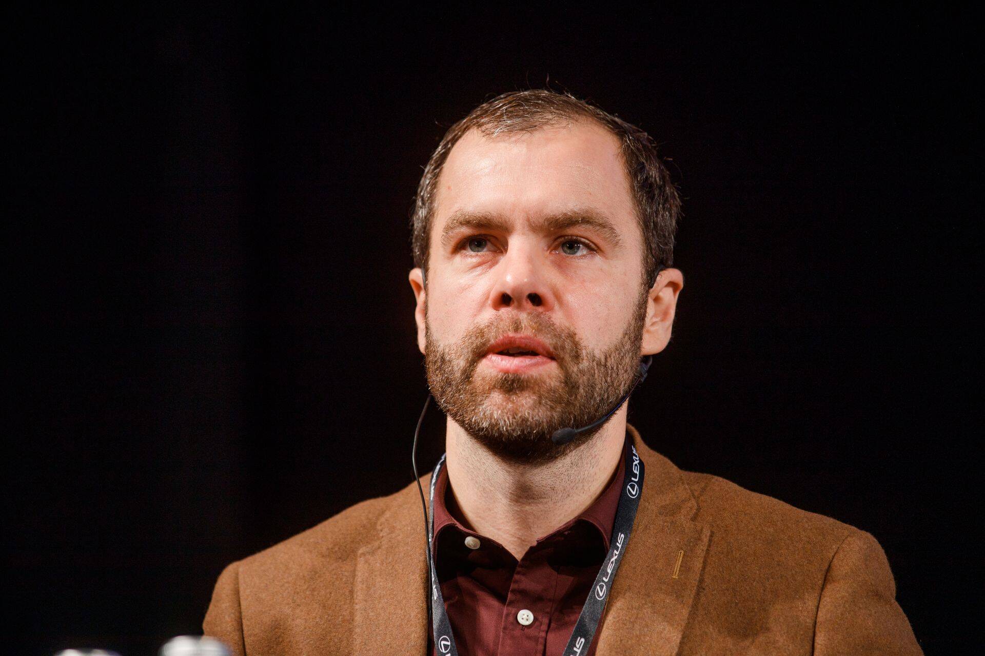 "Inimesed on täna liiga vähe oma tervis käekäigust huvitatud," lausus Ellex Raidla juhtivpartner Ants Nõmper saates "Isemajandav Eesti". "Patsienti tuleks motiveerida olema terve."