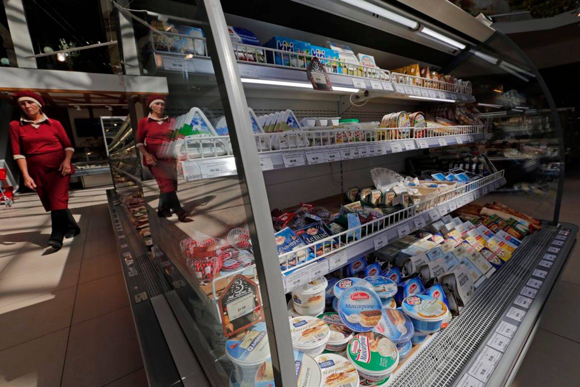 Piimatoodete lett Peterburi supermarketis