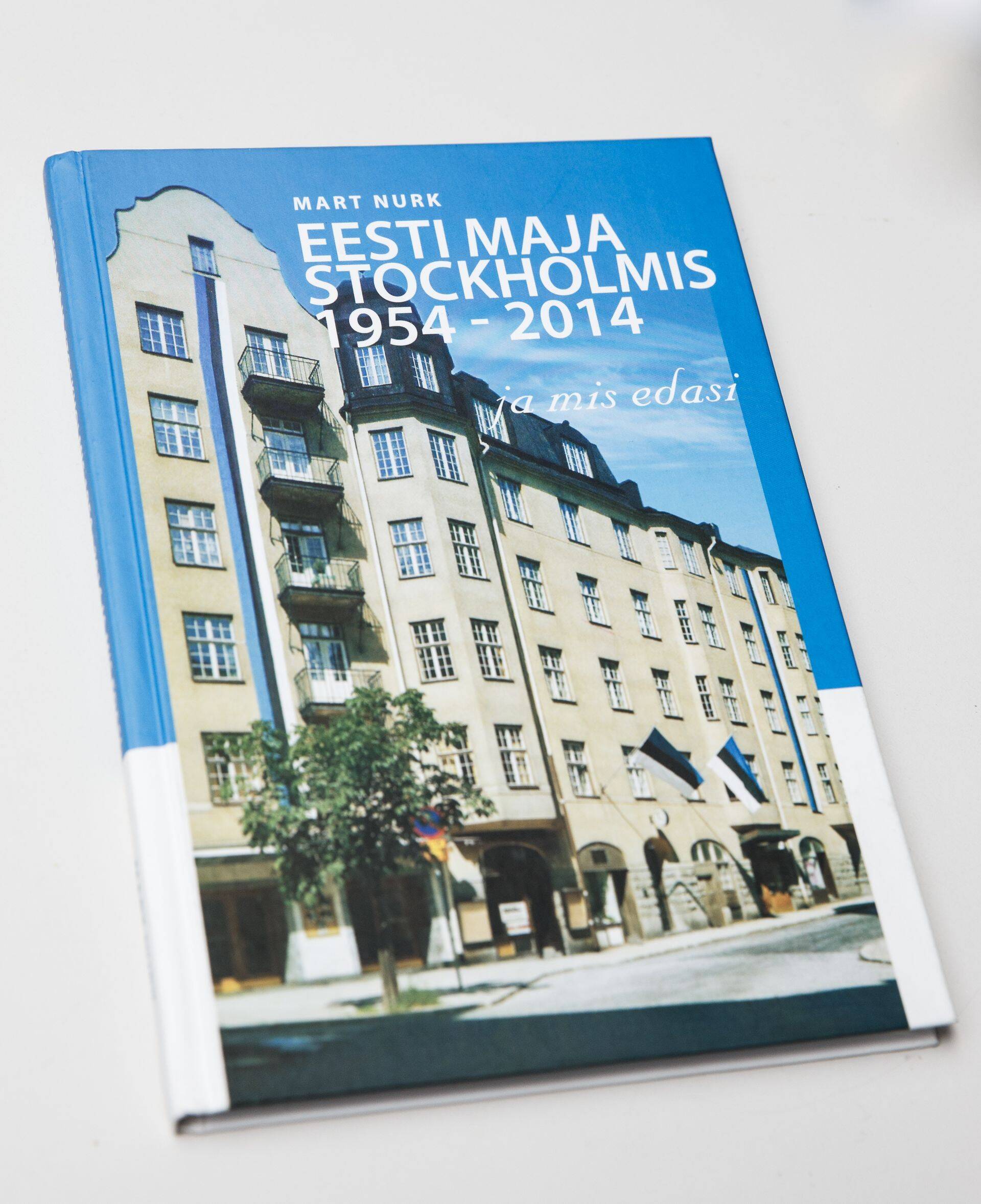 Mart Nurga kirjutatud raamat Sotckholmi Eesti Maja 60. juubeliks korjati müügilt enne, kui see jõudis poelettidele. Tänavu kevadel avaldas autor aga raamatust uue, täiendatud trüki.