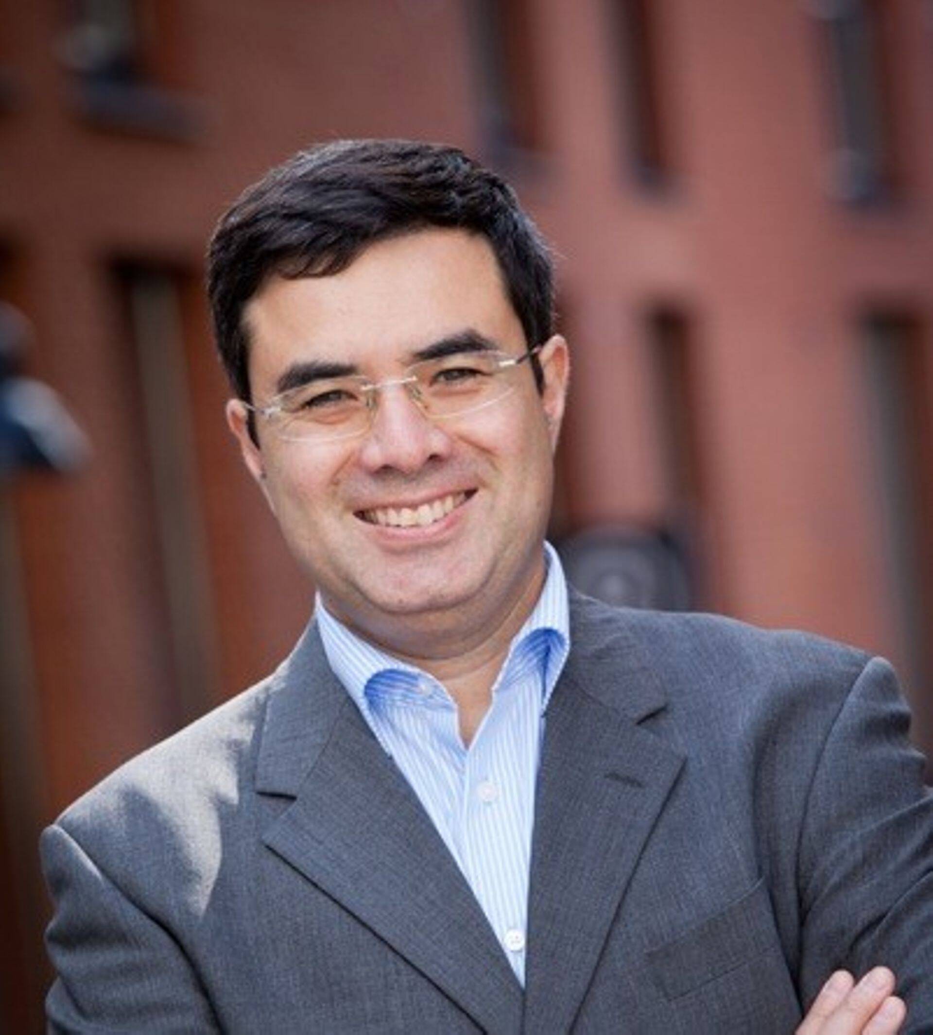 Рон Лувищук
финансовый эксперт