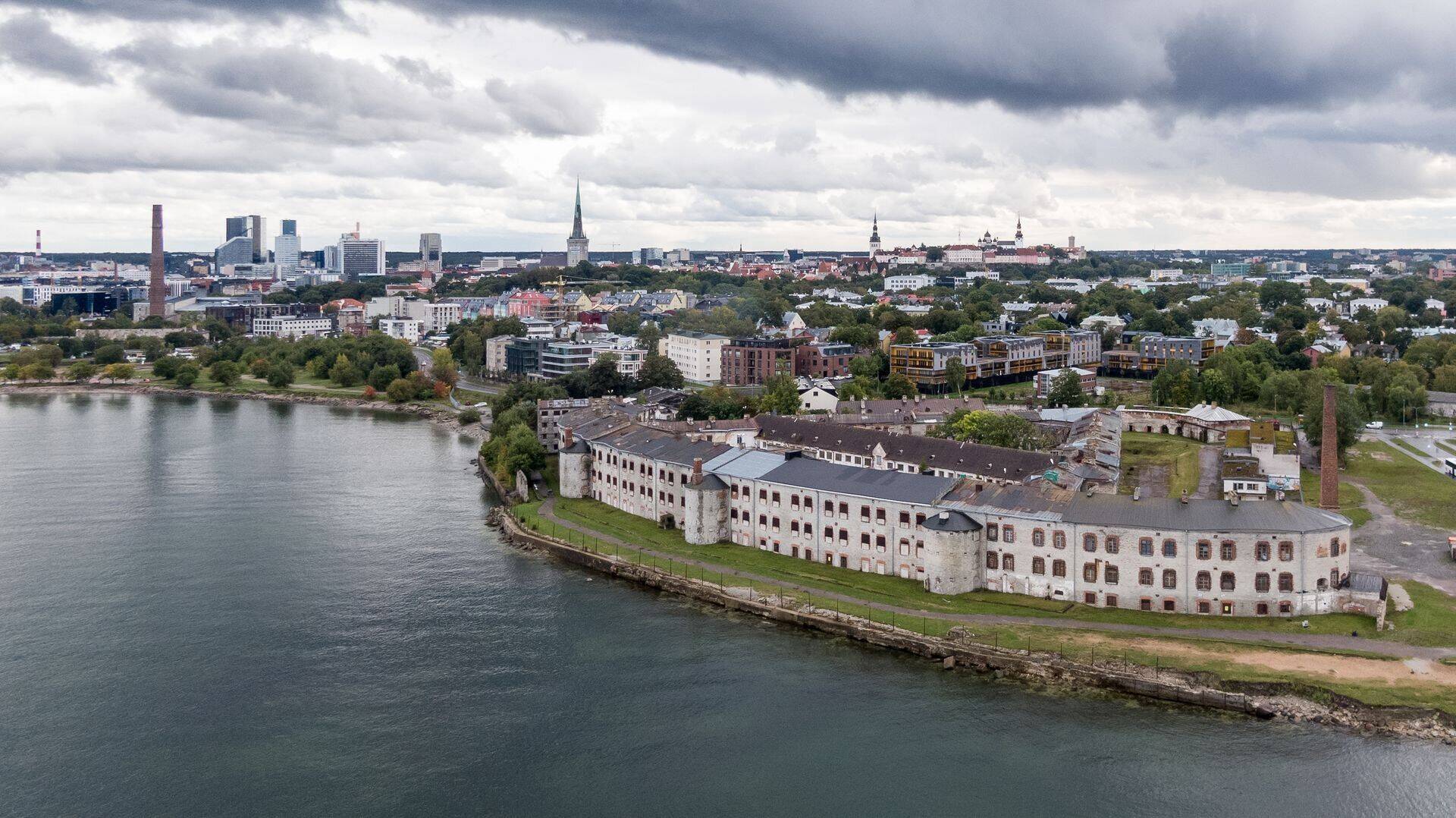 Detsembris selgus, et Patarei merekindluse ostab Nikolai Esimene OÜ, mis on Urmas Sõõrumaale kuuluva U.S. Invest ASi tütarettevõte. Patarei hinnaks kujunes 4,6 miljonit eurot.