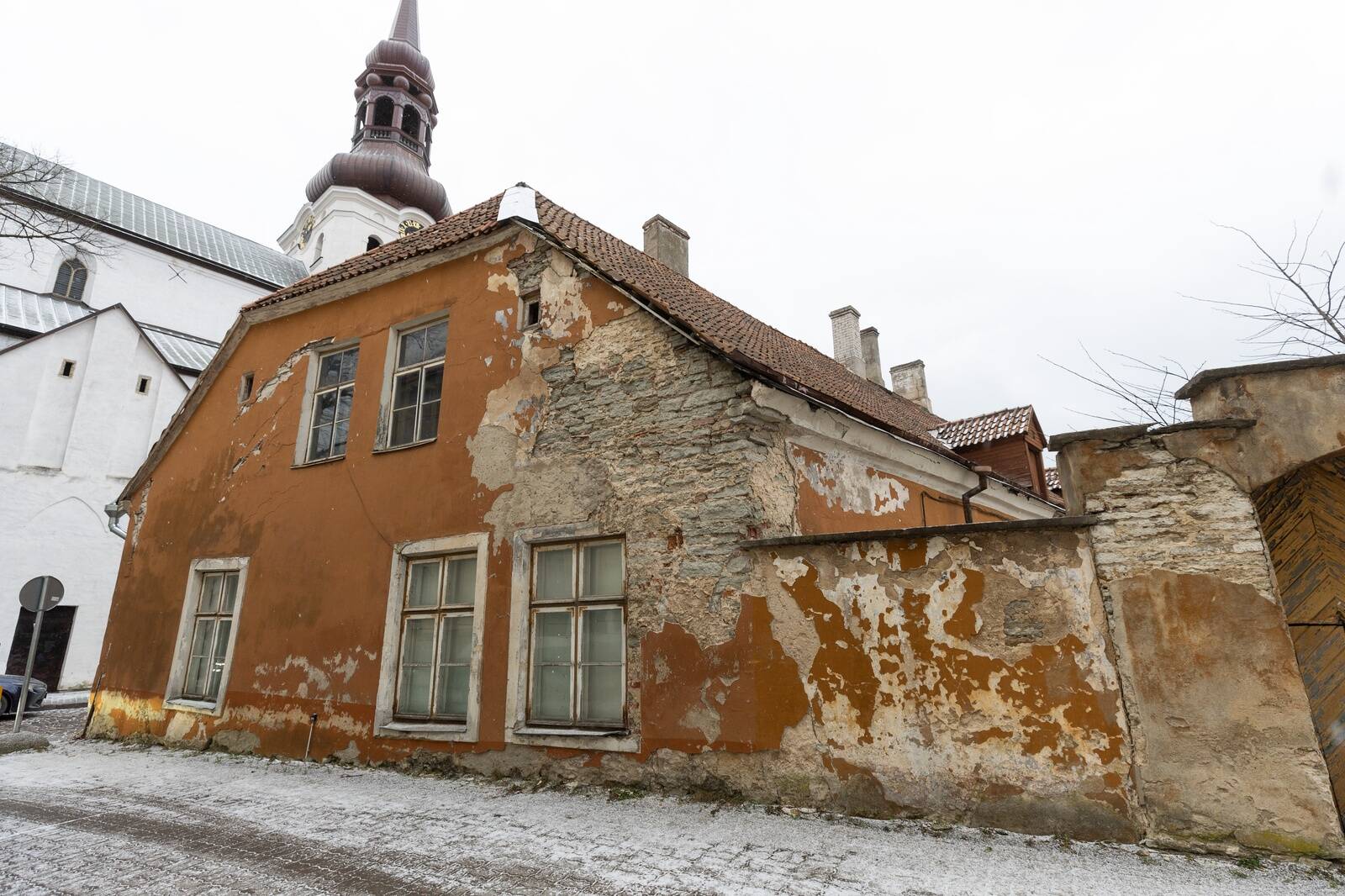 Здание пастората кафедрального собора на улице Кирику, 8.