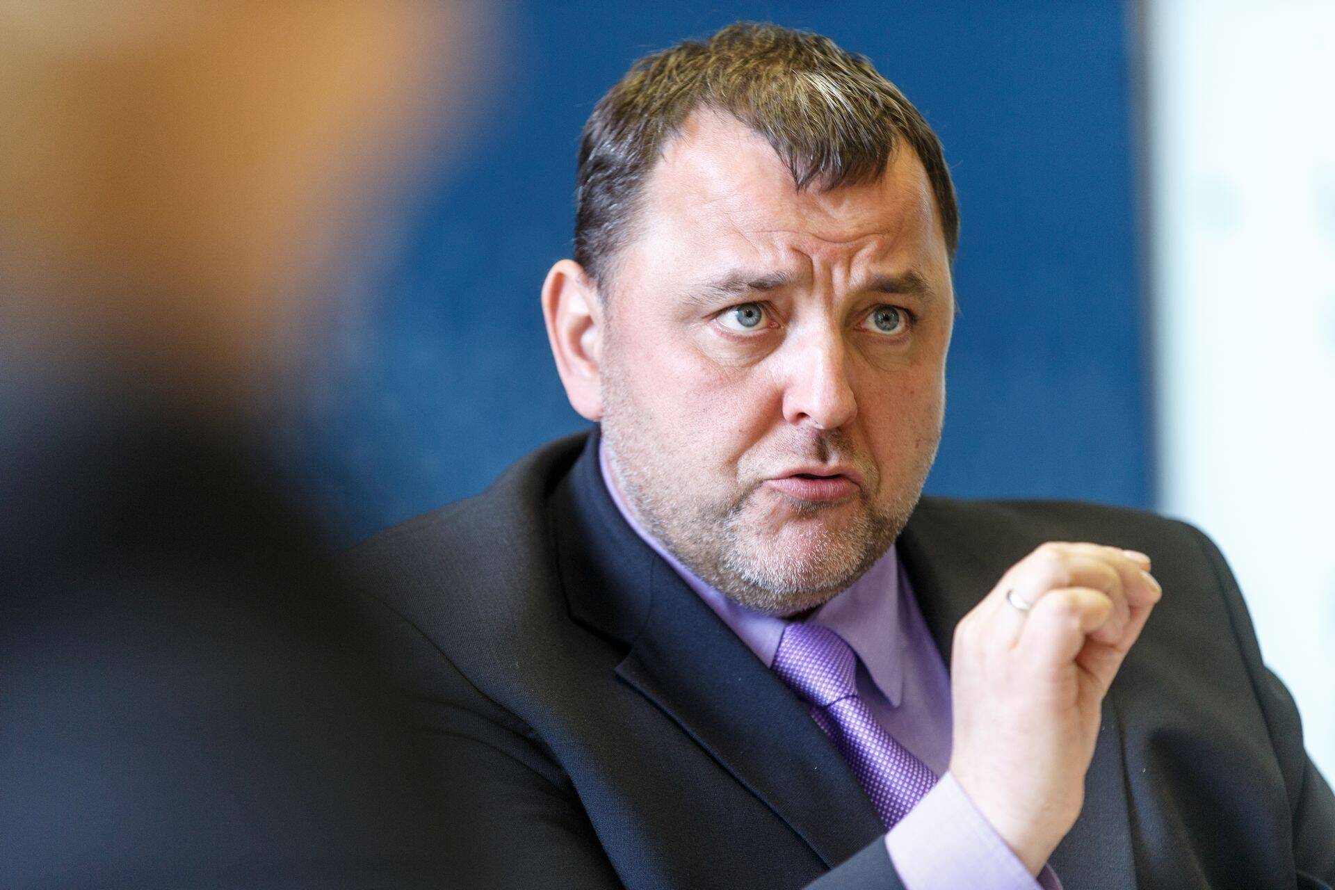 Rahandusminister Sven Sester.