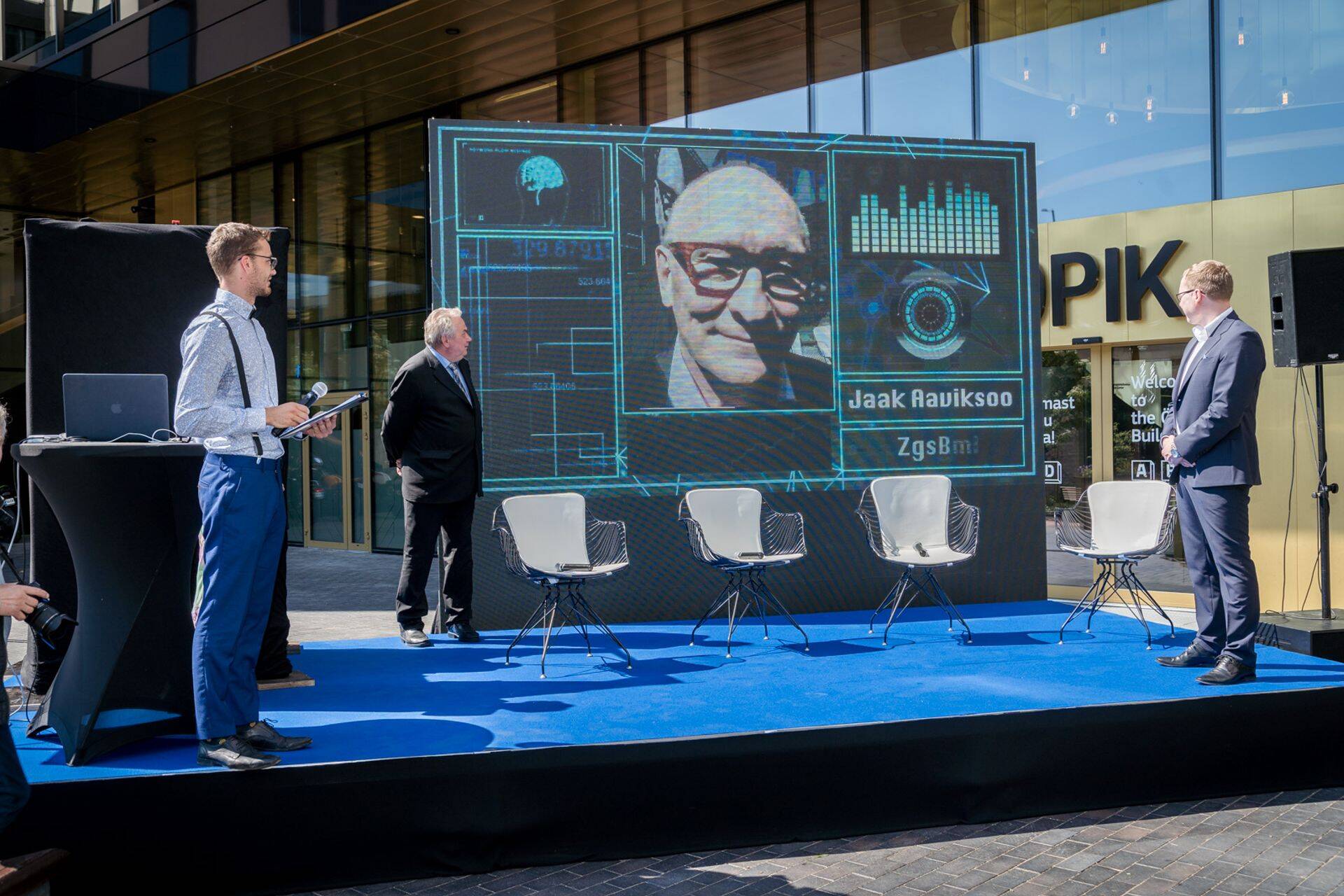 Ülemistel tutvustati tulevikulinna liiklusmärke