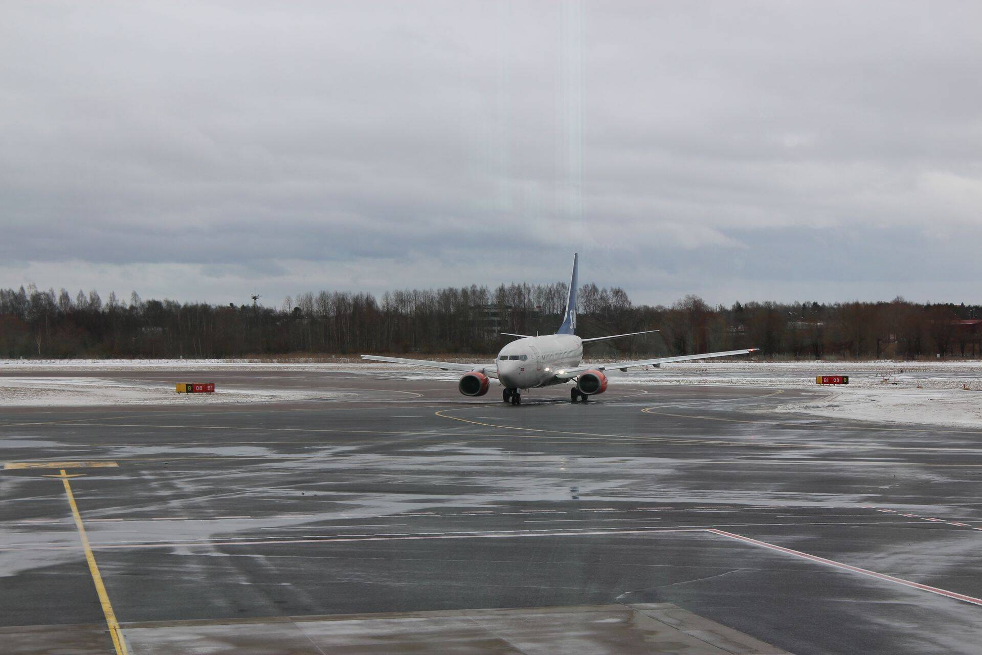 SASi lennuk Tallinna lennujaamas.