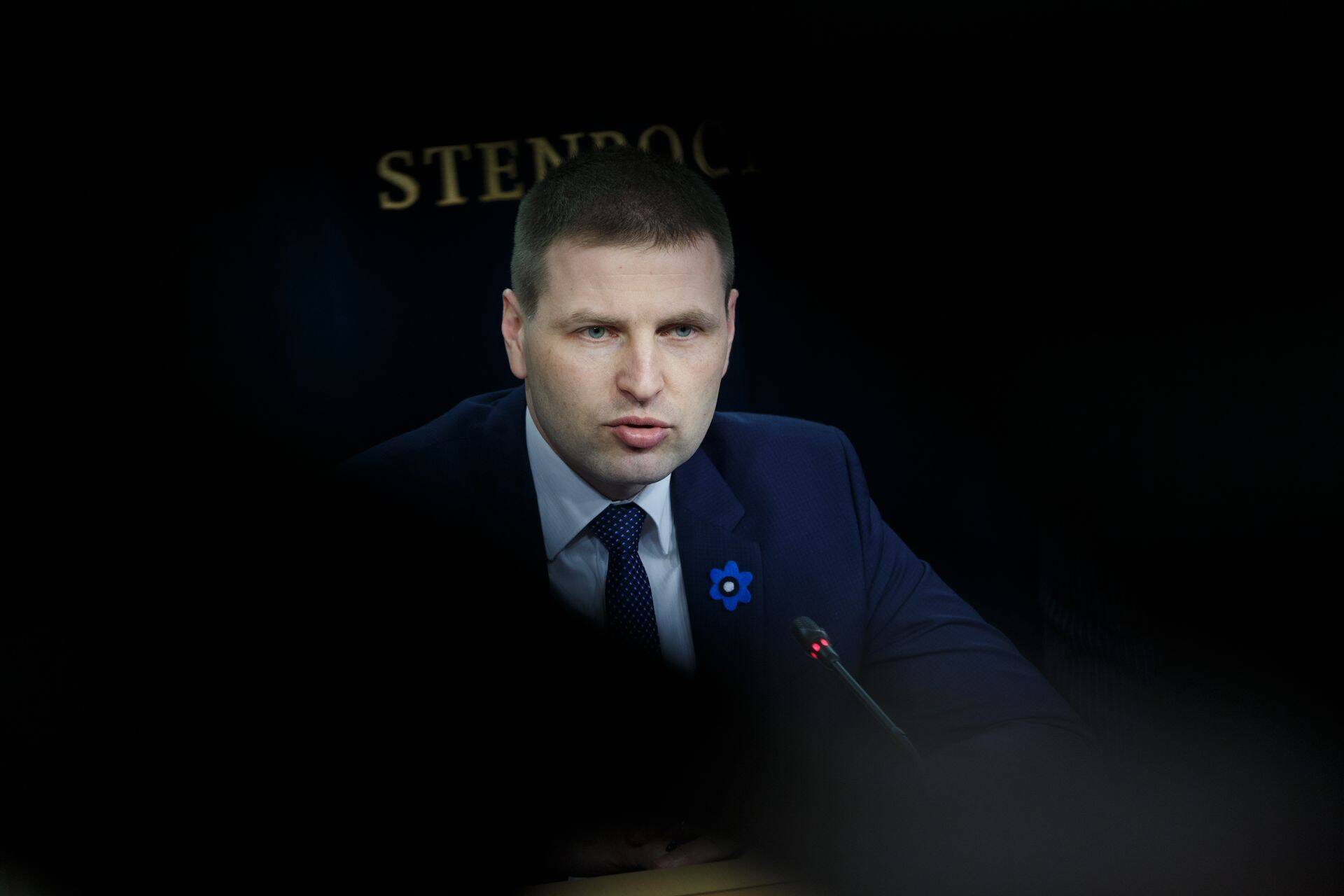 Reformierakonna juht Hanno Pevkur soovitas õiguskantsler Ülle Madisel algatada nn maksukobara suhtes põhiseaduslikkuse järelevalve menetlus.