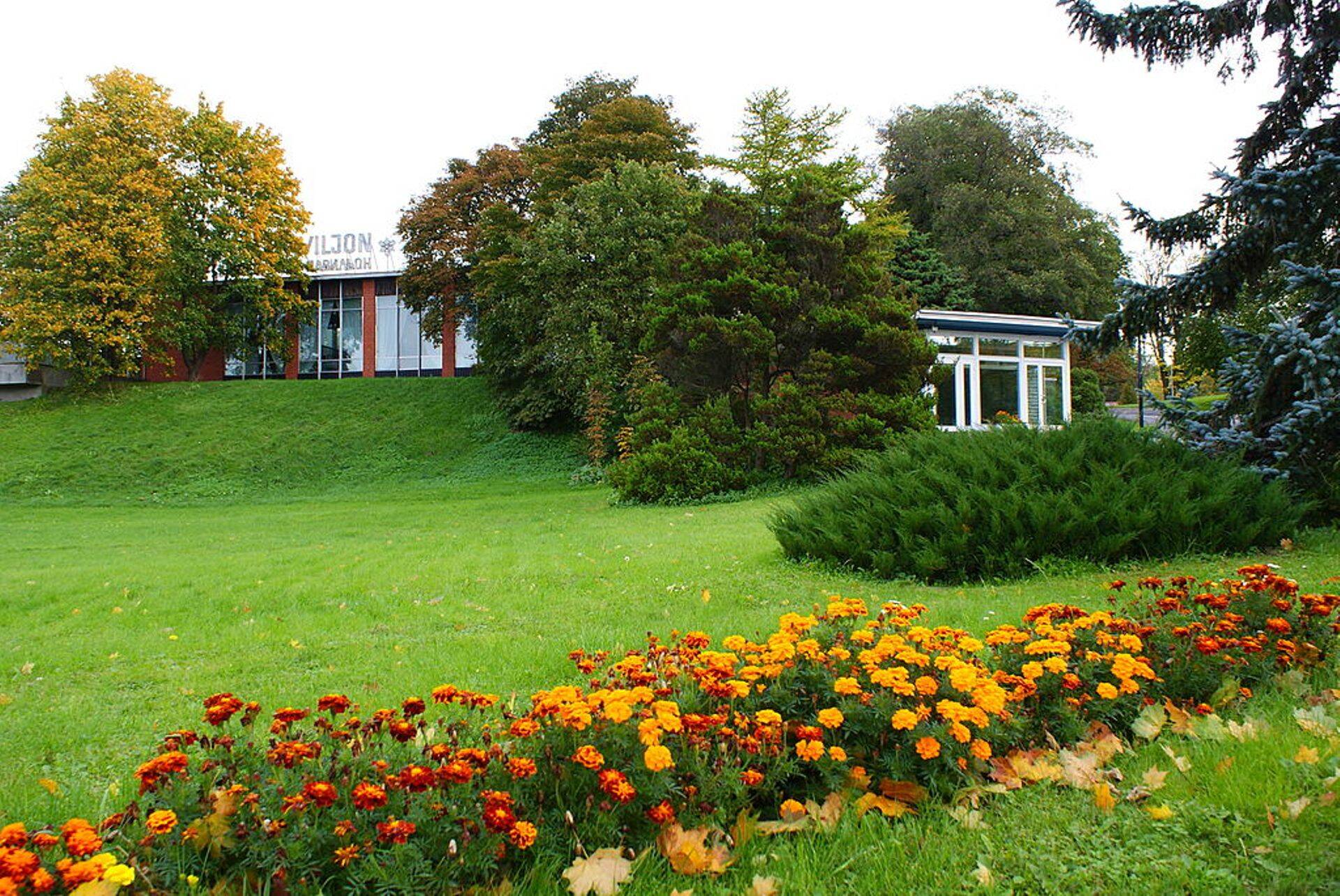 Lillepaviljon Tallinnas Pirita teel.