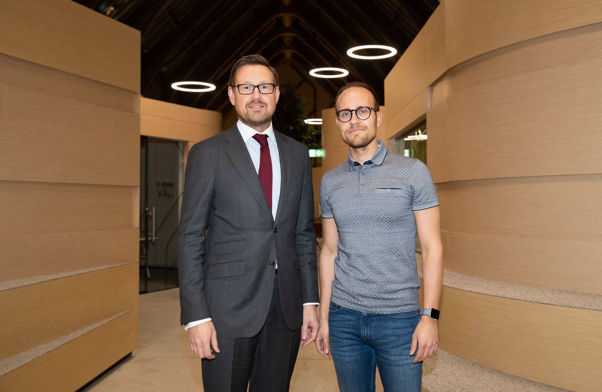 Statistikaameti peadirektor Mart Mägi ning majandus- ja kommunikatsiooniministeeriumi nõunik Ott Velsberg