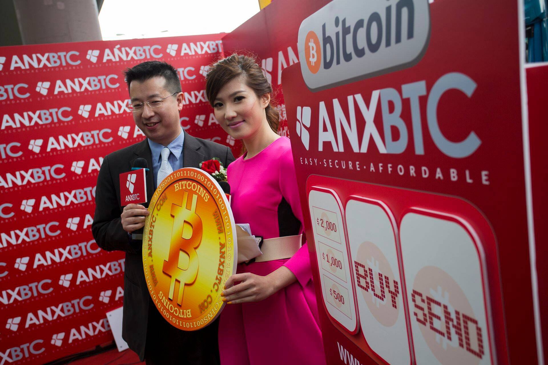 Hongkongi bitcoinide automaadi avamine.