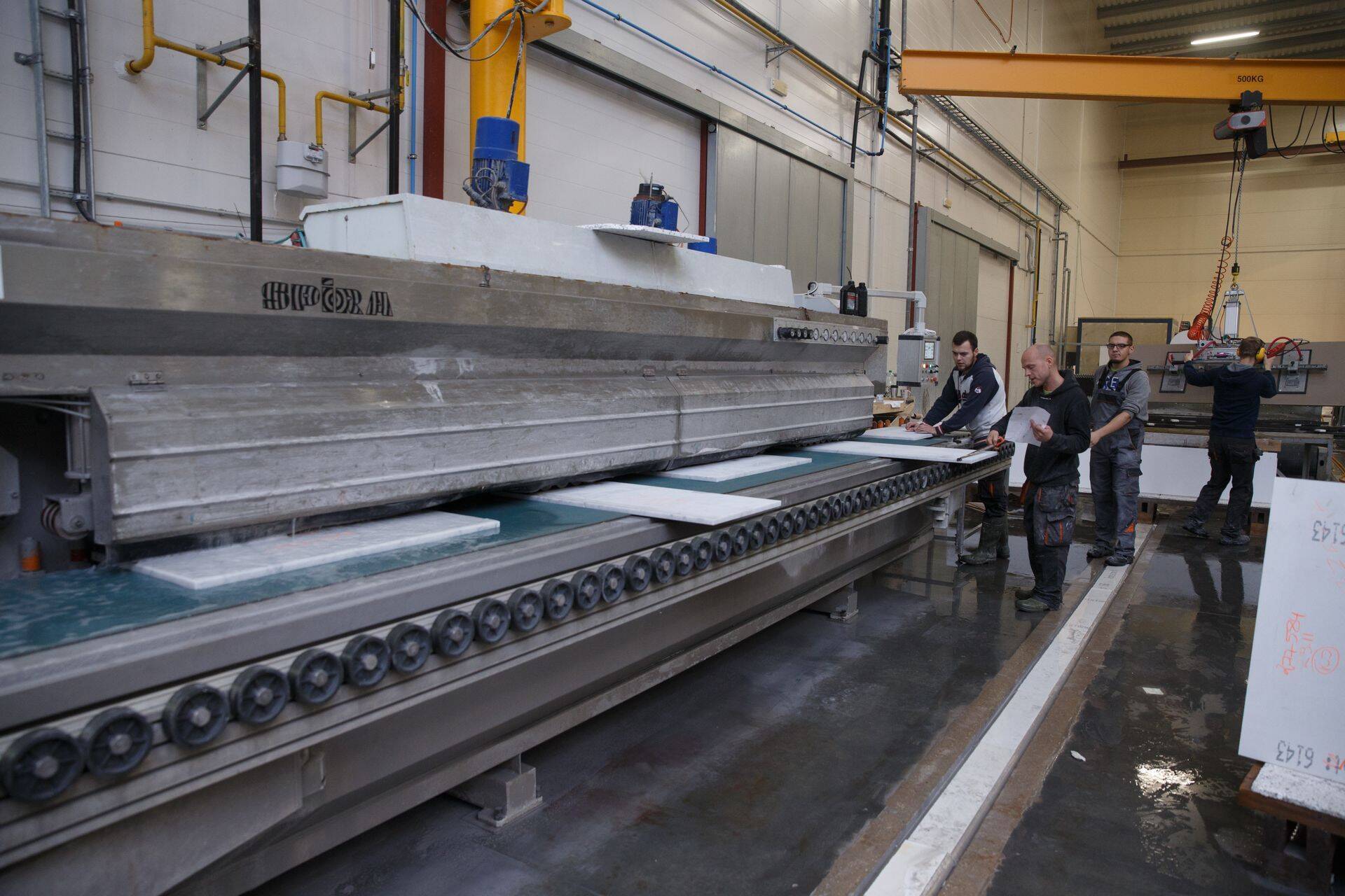 Süsteem sisaldab organisatsiooni struktuuri koos planeerimisega, protsessidega, ressurssidega ja dokumenteeritud teabega, mida kasutatakse kvaliteedi eesmärkide saavutamiseks.