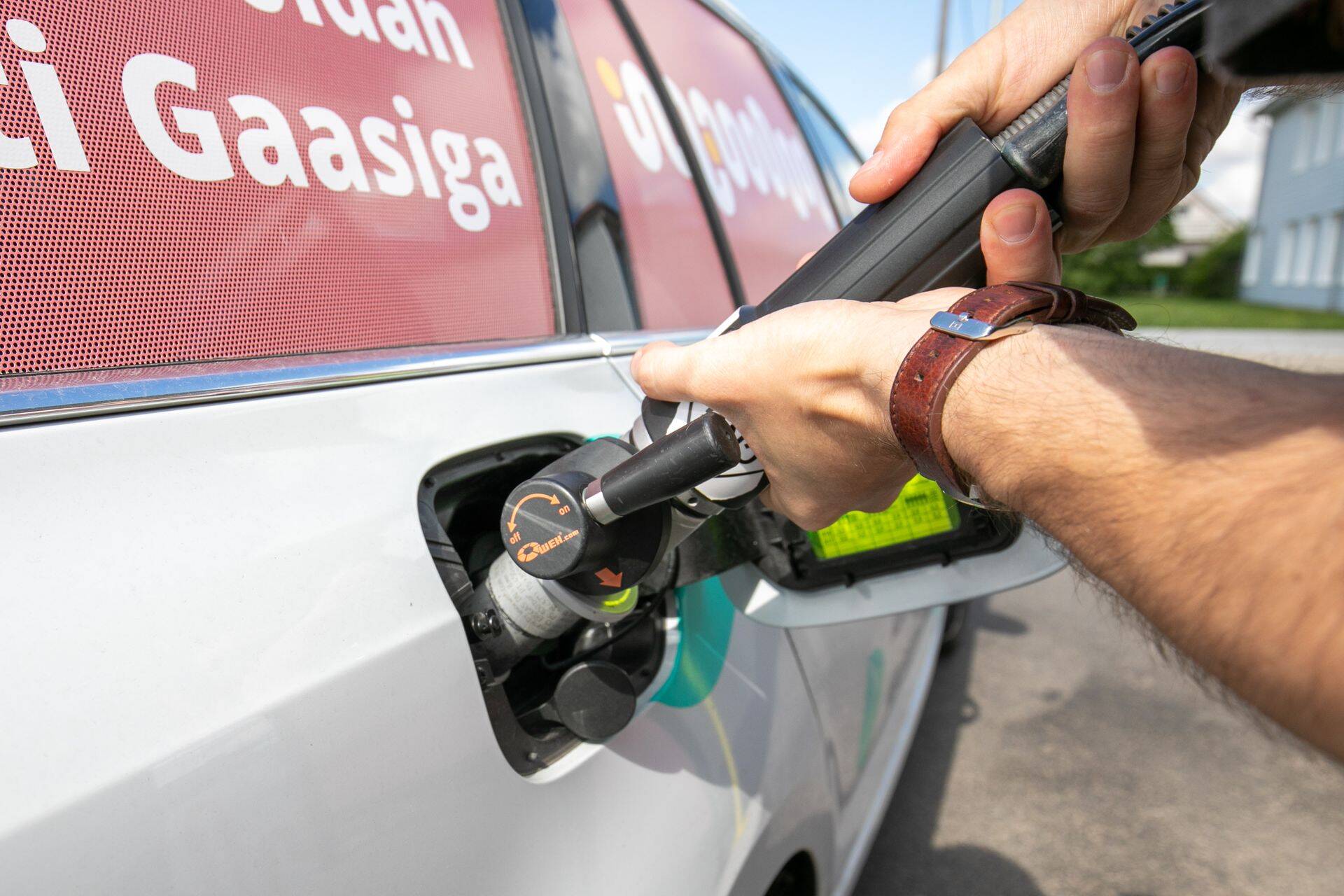 Škoda Octavia hübriidi laadimine.